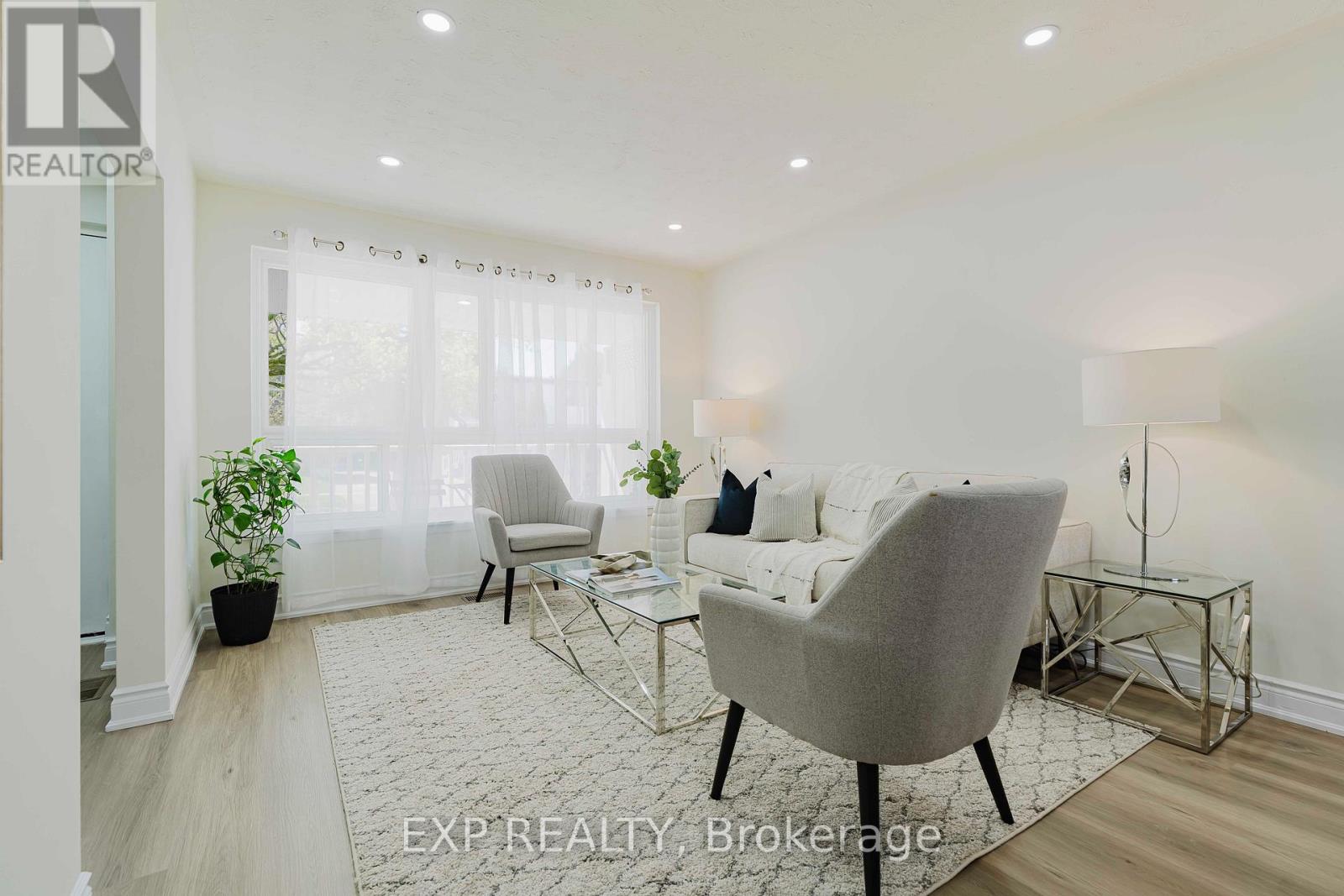 78 Woodfern Drive, Toronto, Ontario  M1K 2L5 - Photo 11 - E12132644