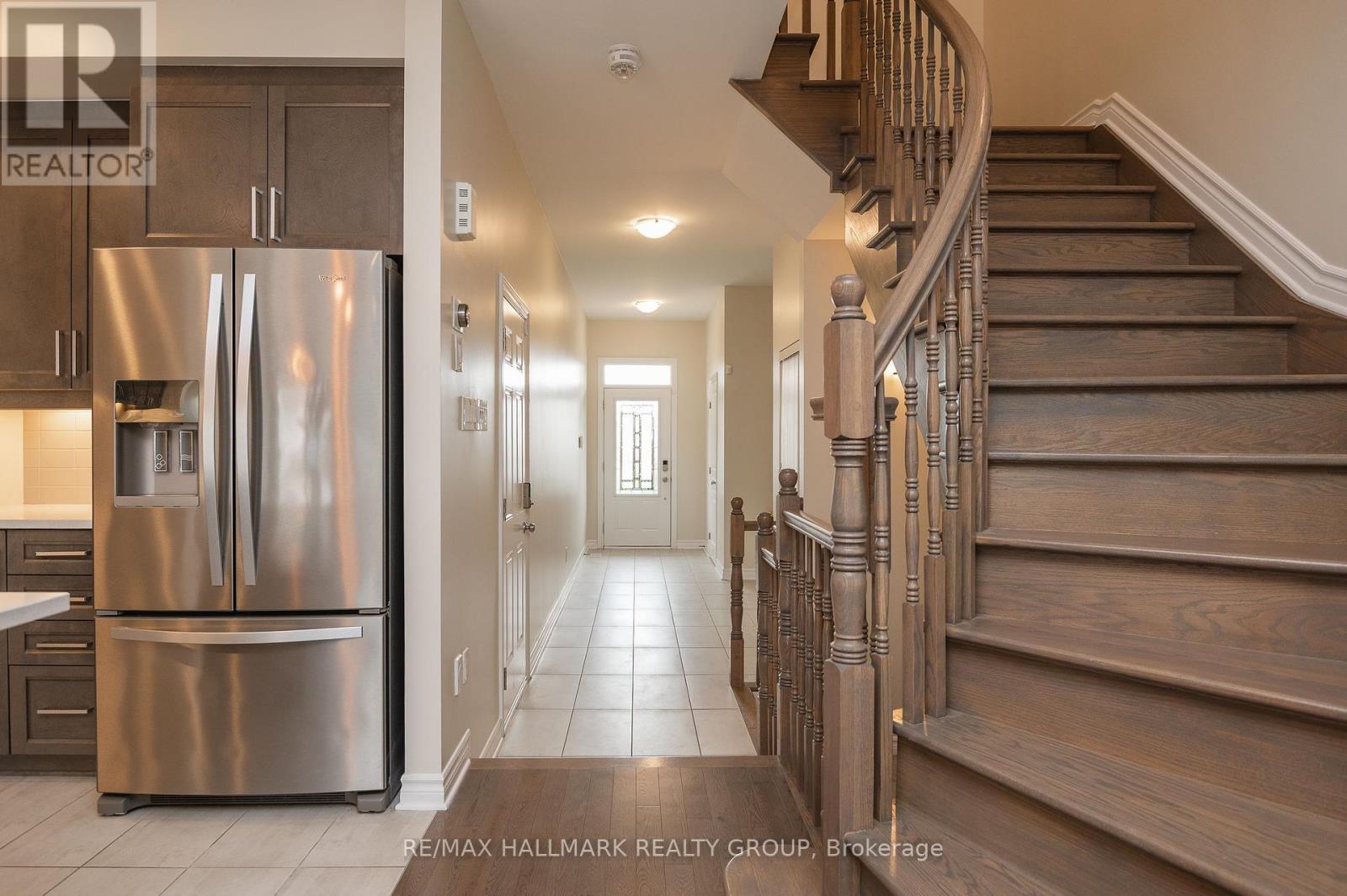 208 Sittelle Private, Ottawa, Ontario  K4A 1G1 - Photo 13 - X12208701
