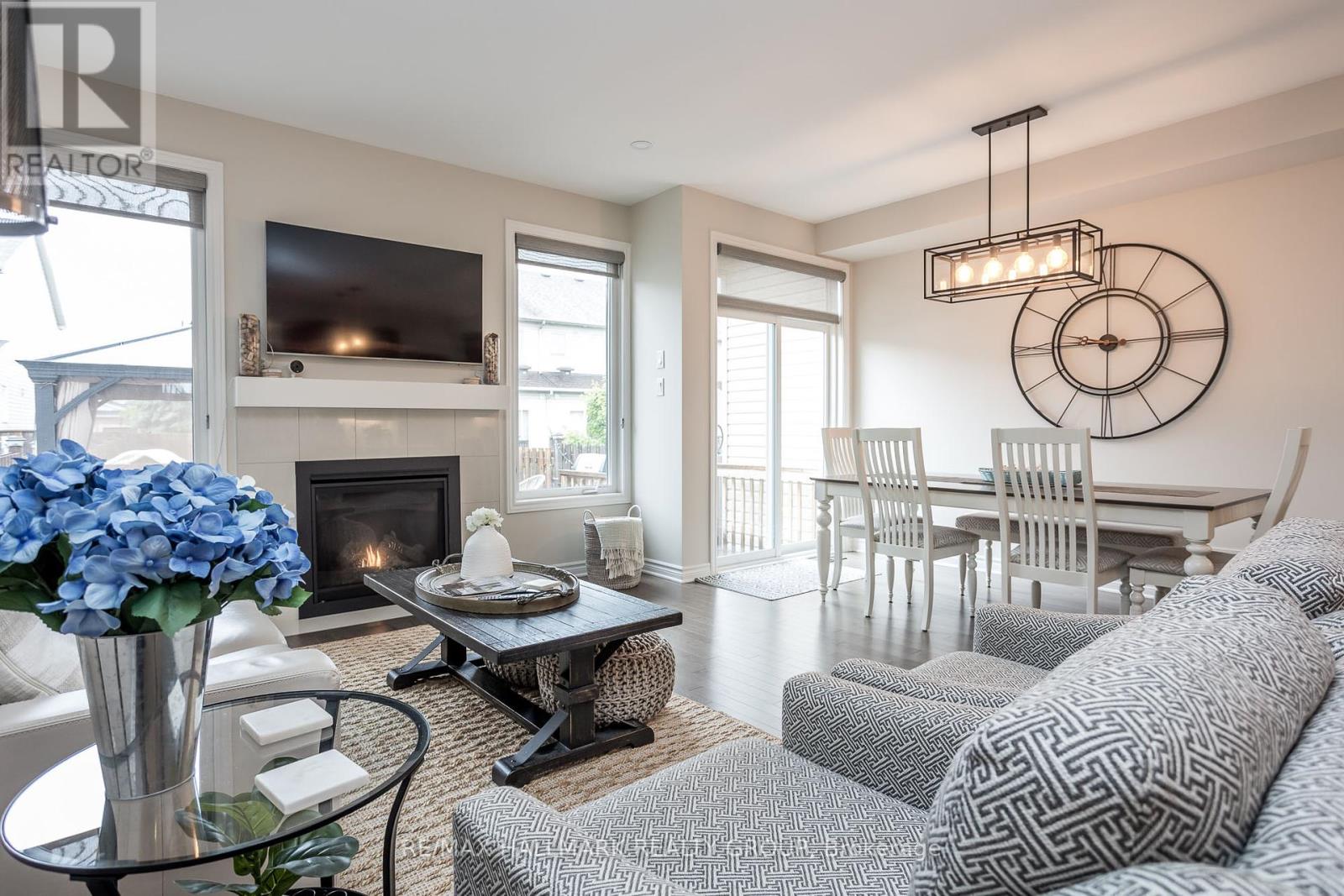 208 Sittelle Private, Ottawa, Ontario  K4A 1G1 - Photo 19 - X12208701