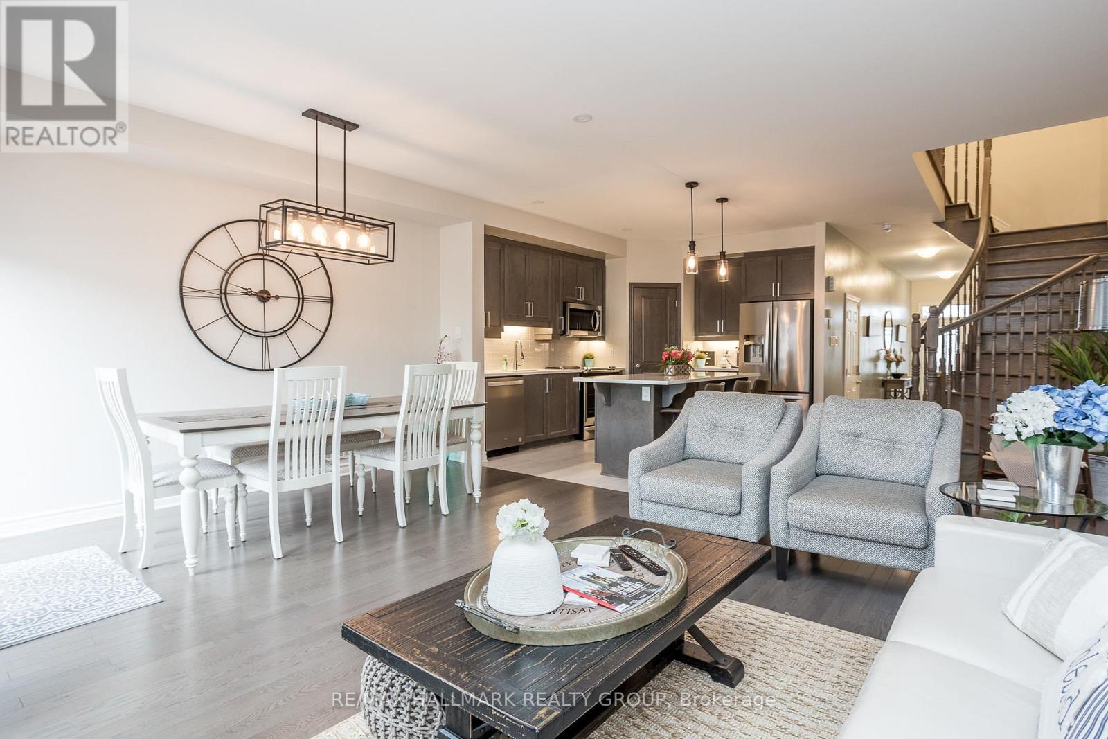 208 Sittelle Private, Ottawa, Ontario  K4A 1G1 - Photo 22 - X12208701