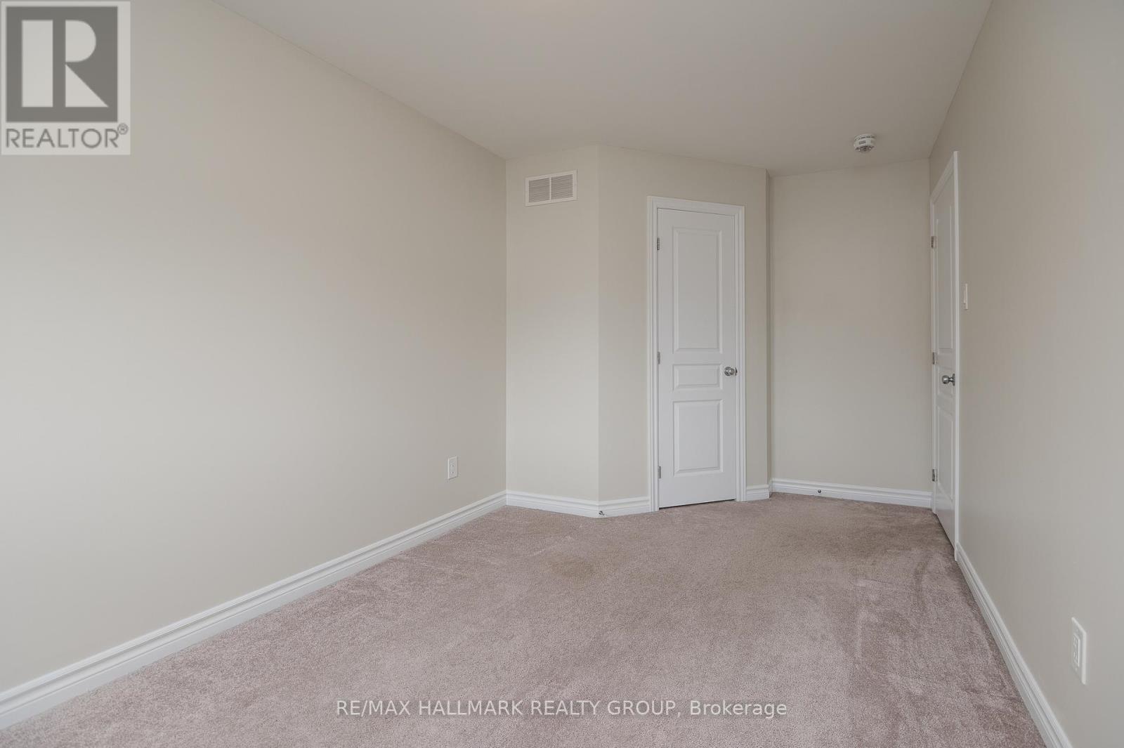 208 Sittelle Private, Ottawa, Ontario  K4A 1G1 - Photo 33 - X12208701