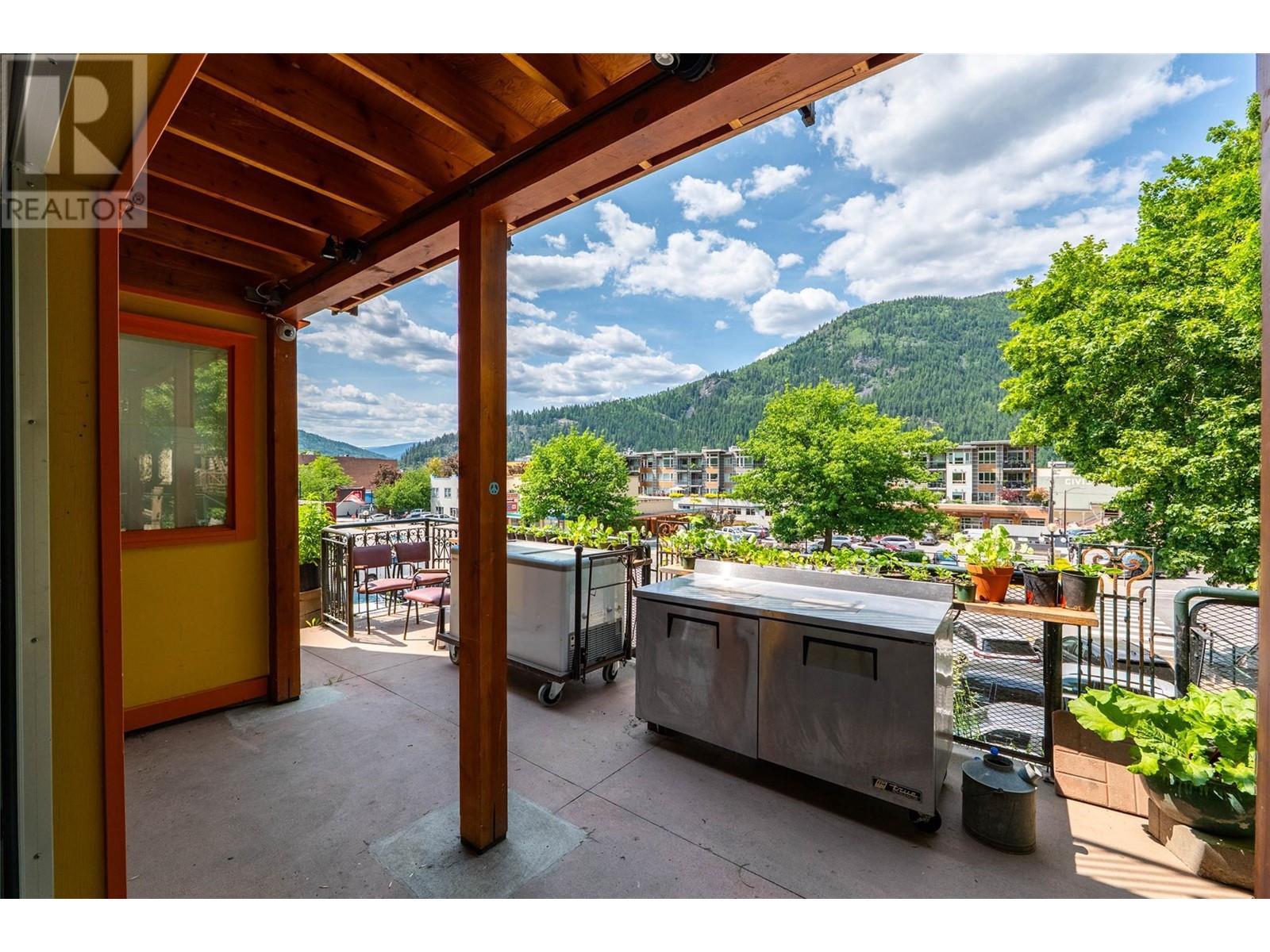 512 Hendryx Street, Nelson, British Columbia  V1L 2A8 - Photo 60 - 10351221