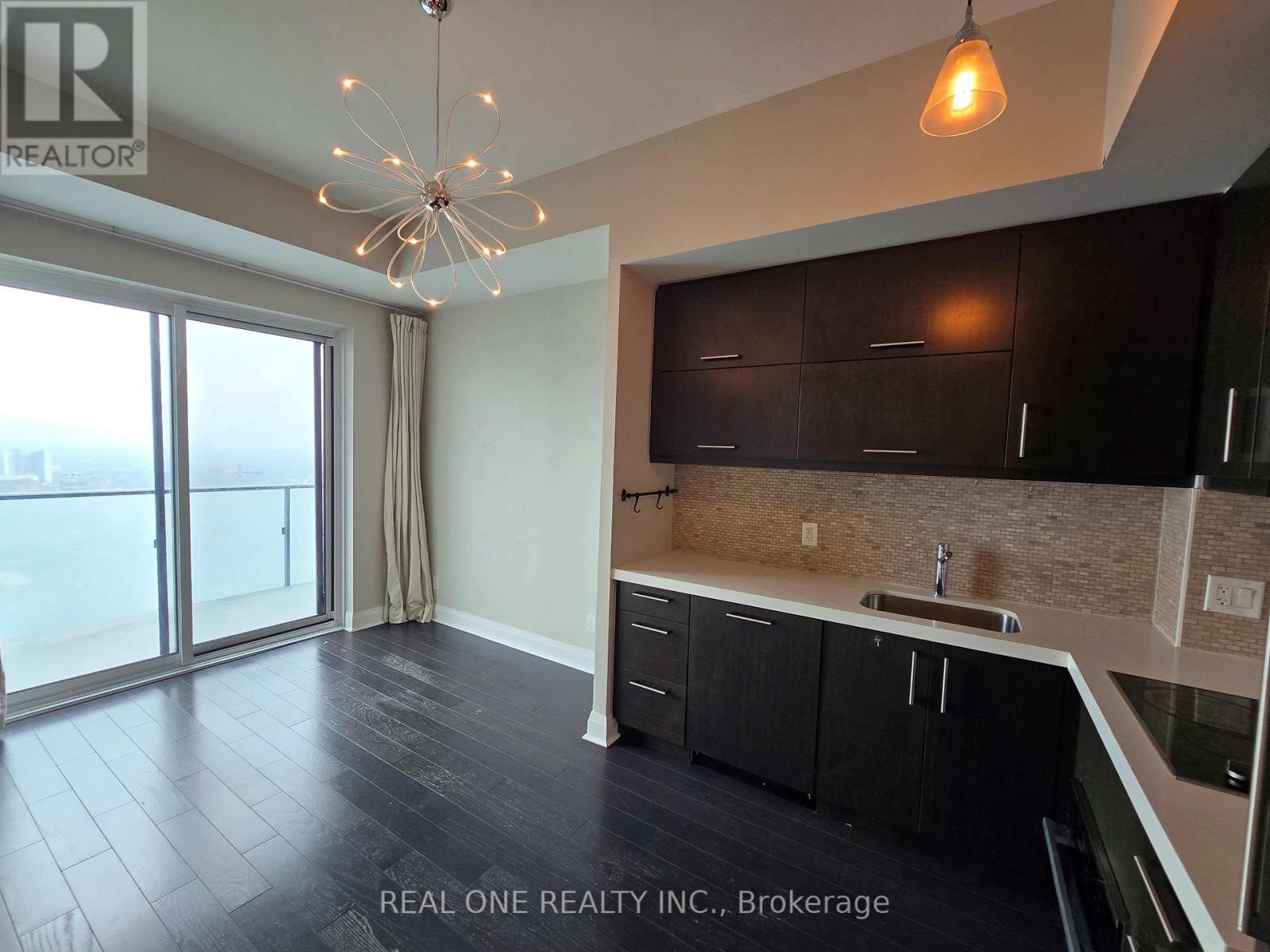 4204 - 65 St. Mary Street, Toronto, Ontario  M5S 0A6 - Photo 9 - C12208672