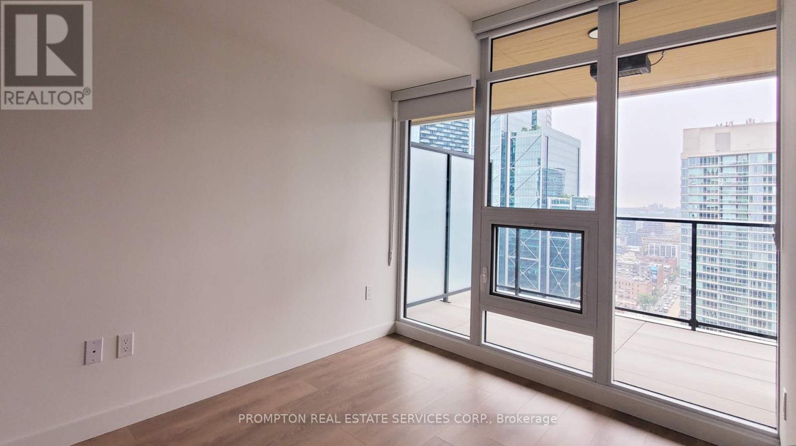 3005 - 3 Concord Cityplace Way, Toronto, Ontario  M5V 0X4 - Photo 18 - C12208681