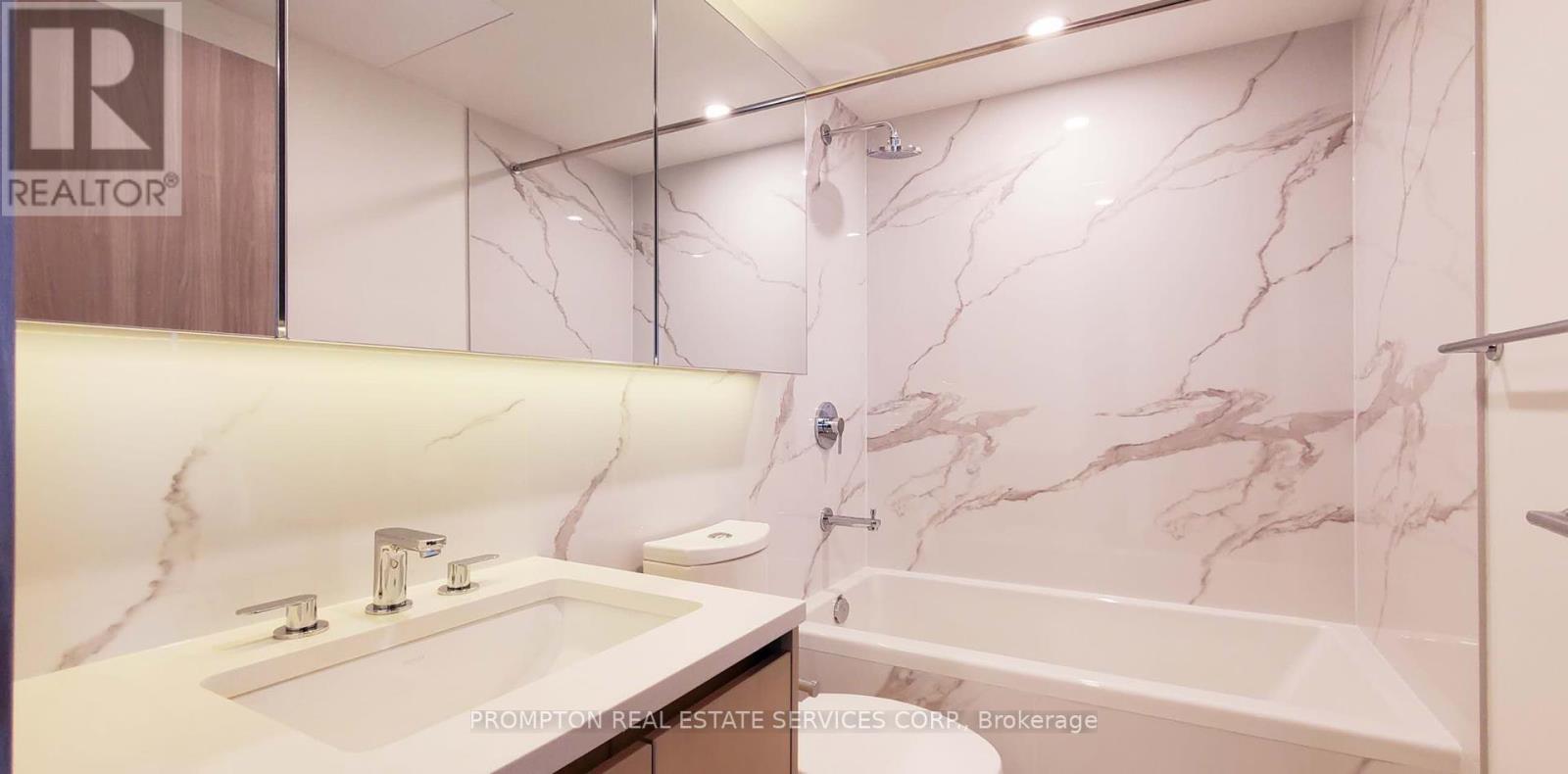3005 - 3 Concord Cityplace Way, Toronto, Ontario  M5V 0X4 - Photo 19 - C12208681
