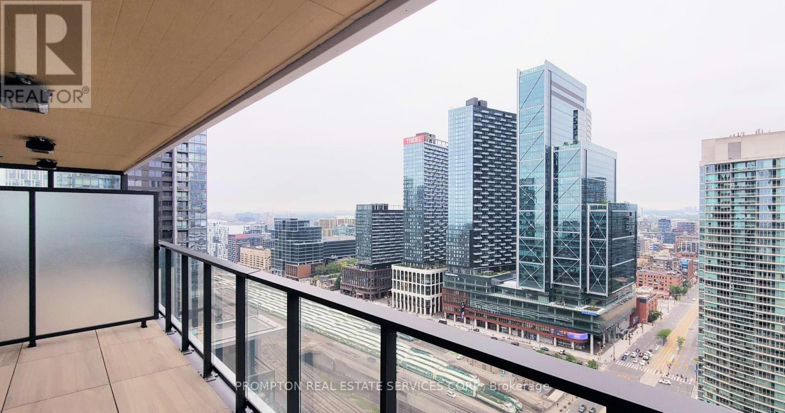 3005 - 3 Concord Cityplace Way, Toronto, Ontario  M5V 0X4 - Photo 21 - C12208681