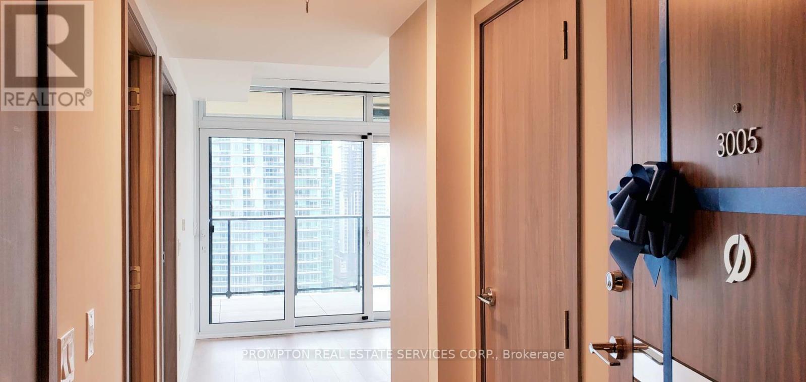 3005 - 3 Concord Cityplace Way, Toronto, Ontario  M5V 0X4 - Photo 6 - C12208681