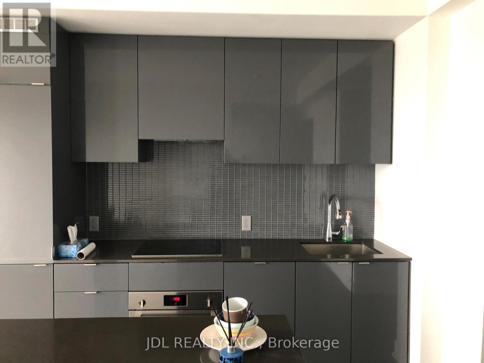 5008 - 7 Grenville Street, Toronto, Ontario  M4Y 0E9 - Photo 2 - C12208694