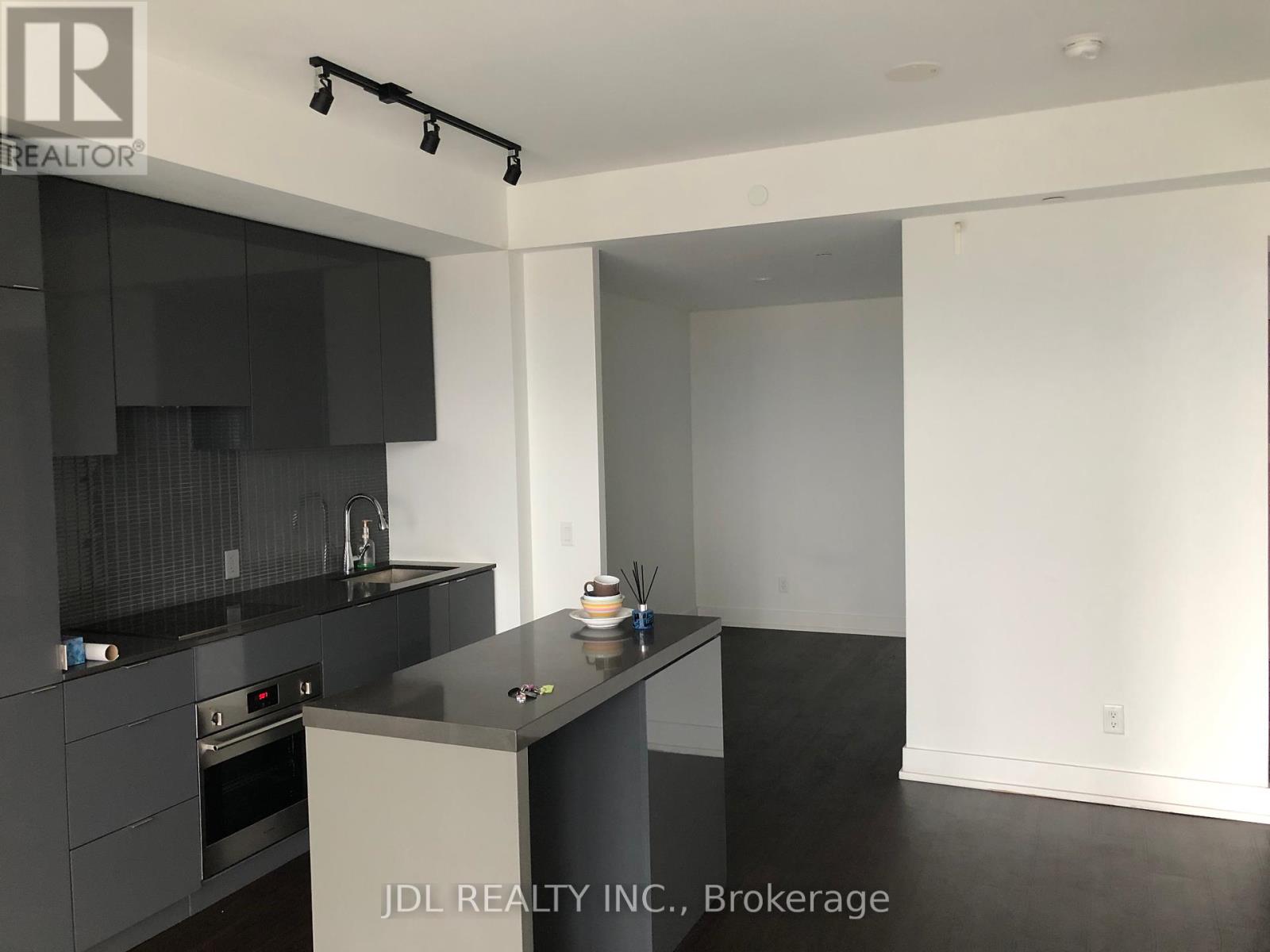 5008 - 7 Grenville Street, Toronto, Ontario  M4Y 0E9 - Photo 3 - C12208694