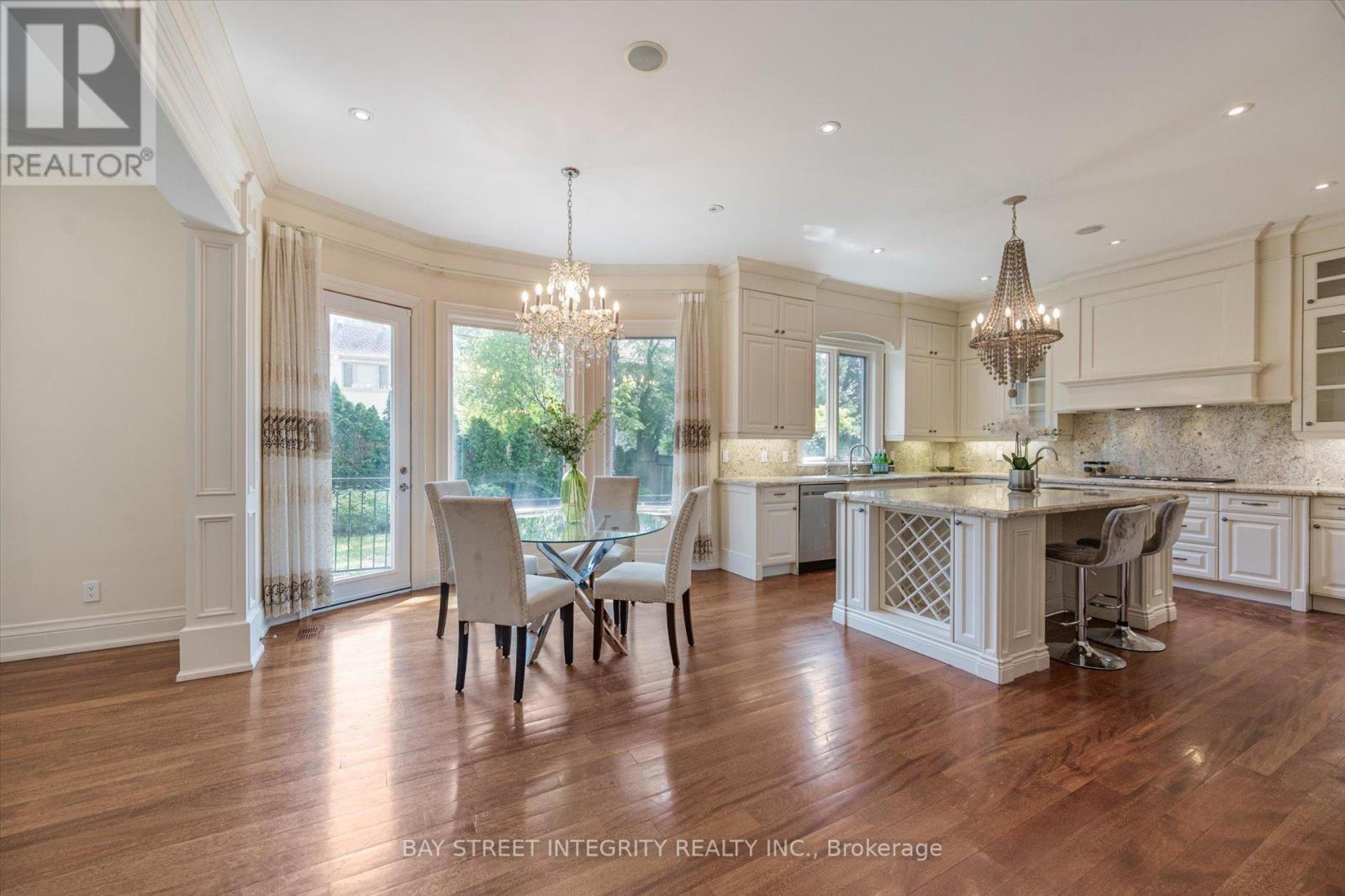 50 Leacroft Crescent, Toronto (Banbury-Don Mills), Ontario  M3B 2G6 - Photo 13 - C12208696