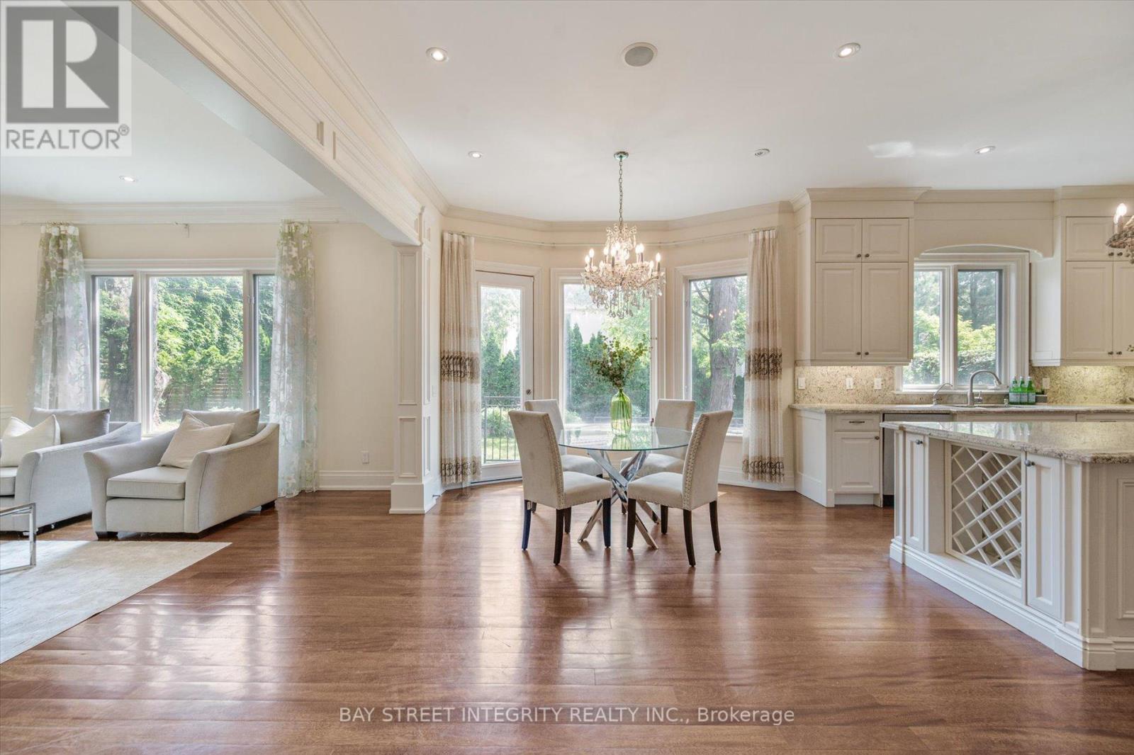 50 Leacroft Crescent, Toronto (Banbury-Don Mills), Ontario  M3B 2G6 - Photo 14 - C12208696