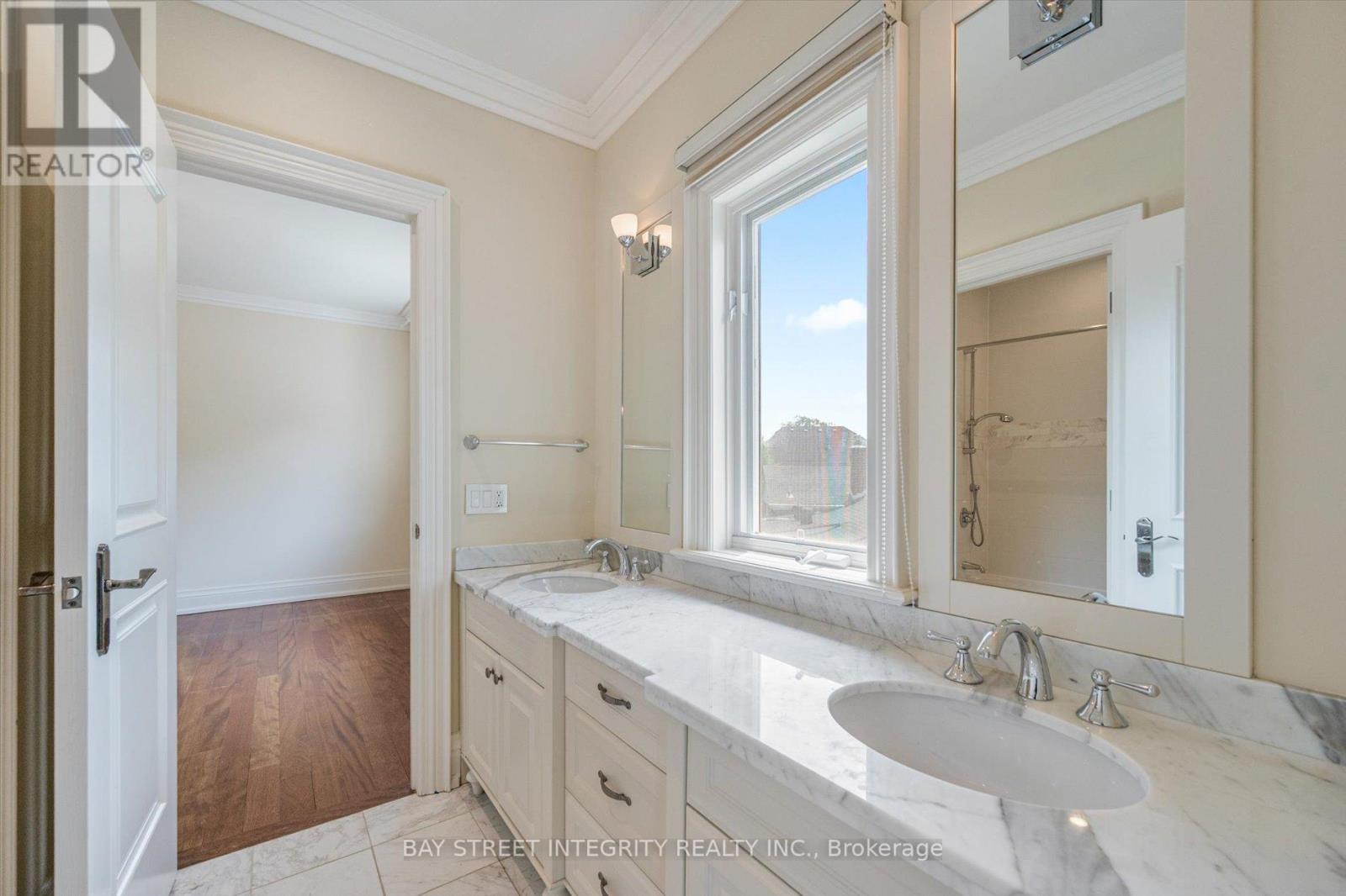 50 Leacroft Crescent, Toronto (Banbury-Don Mills), Ontario  M3B 2G6 - Photo 37 - C12208696