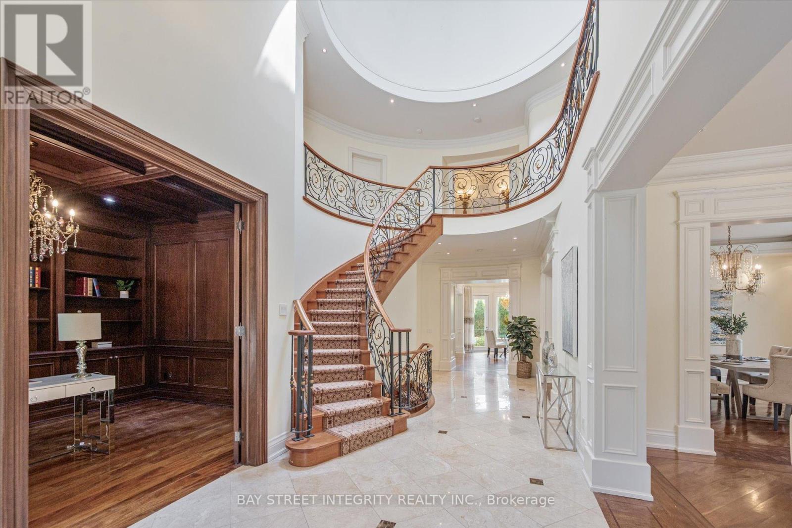 50 Leacroft Crescent, Toronto (Banbury-Don Mills), Ontario  M3B 2G6 - Photo 4 - C12208696
