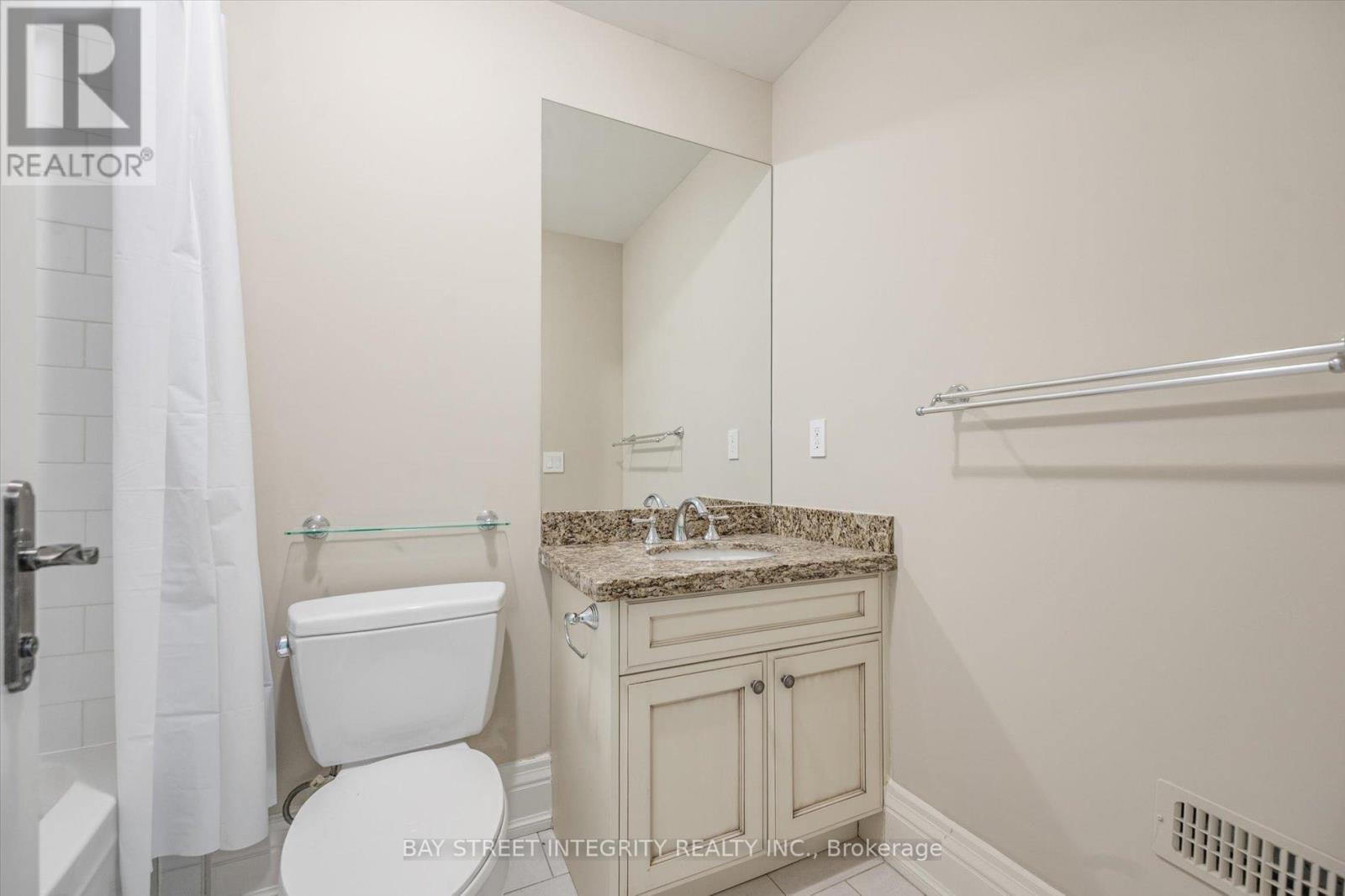 50 Leacroft Crescent, Toronto (Banbury-Don Mills), Ontario  M3B 2G6 - Photo 45 - C12208696