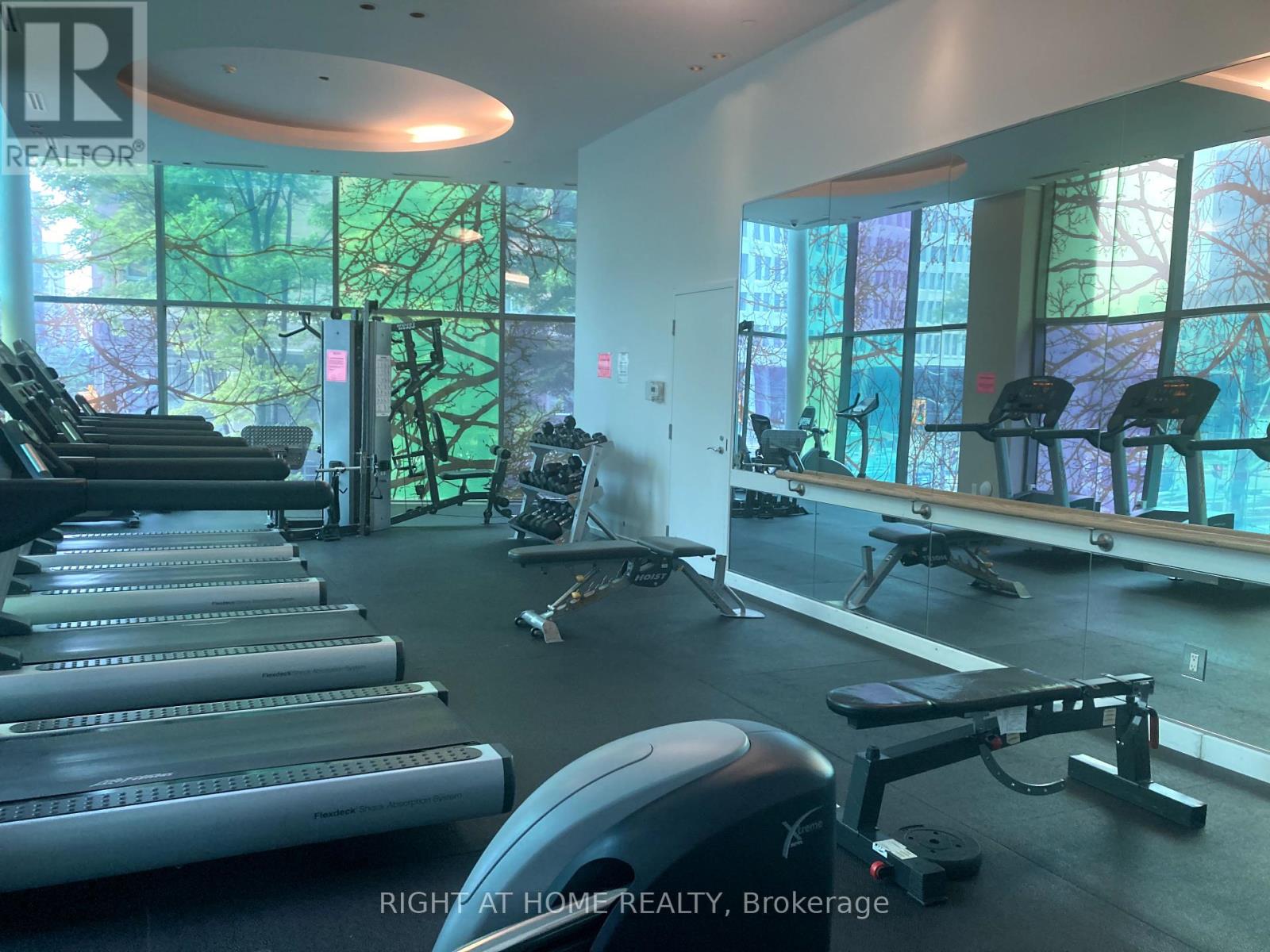 901 - 37 Grosvenor Street, Toronto, Ontario  M4Y 3G5 - Photo 29 - C12208710