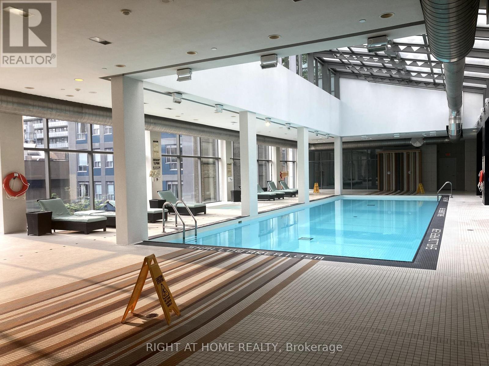 901 - 37 Grosvenor Street, Toronto, Ontario  M4Y 3G5 - Photo 32 - C12208710