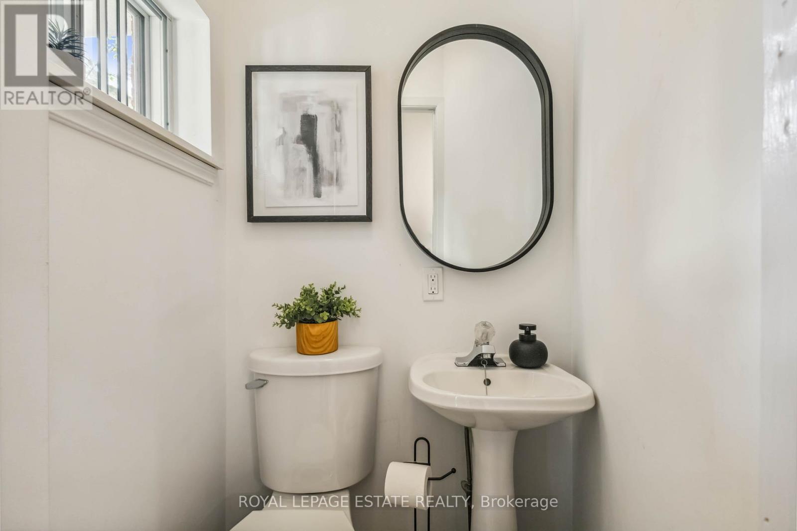 166 Bingham Avenue, Toronto, Ontario  M4E 3R3 - Photo 29 - E12208724