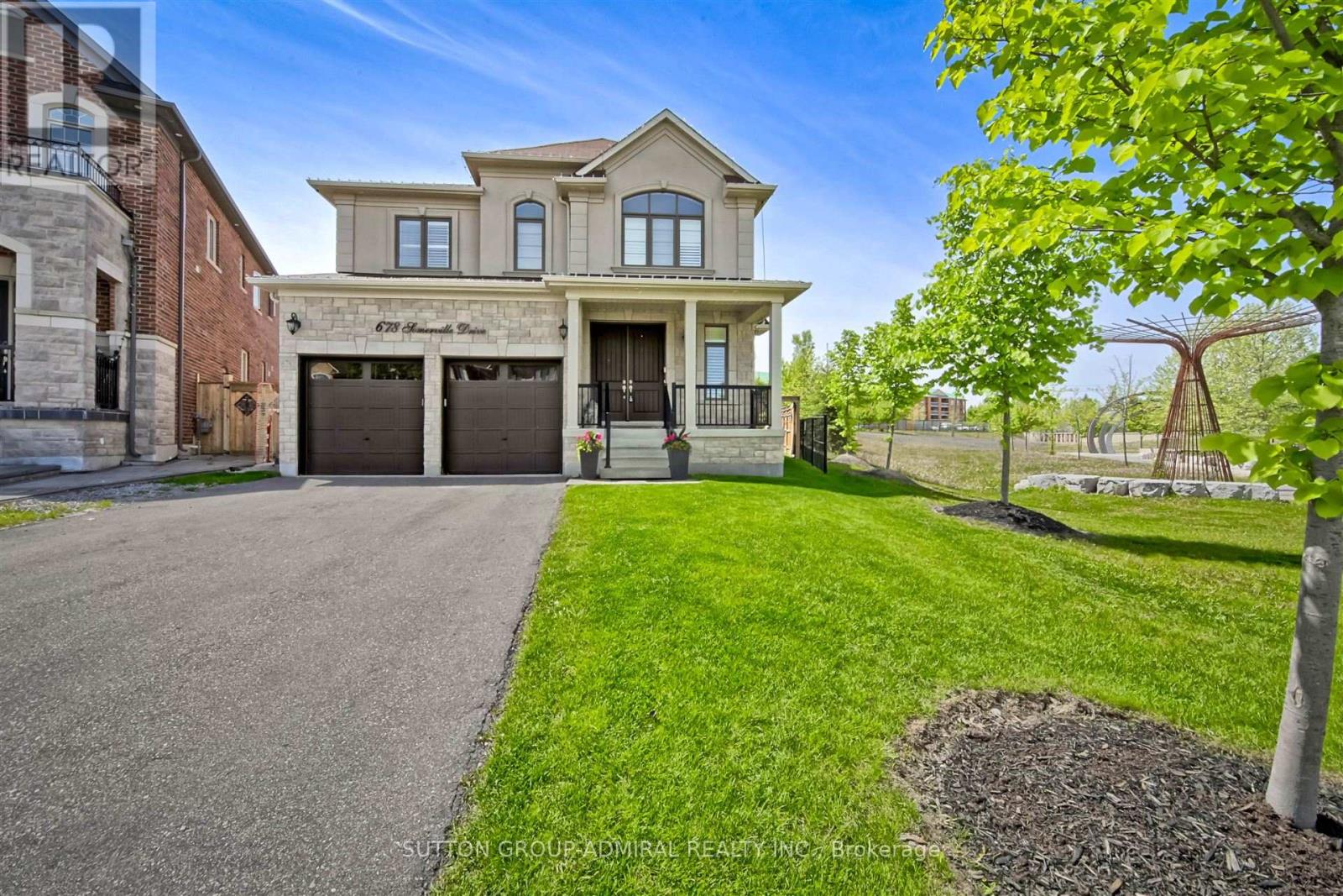 678 SOMERVILLE DRIVE, Newmarket, Ontario