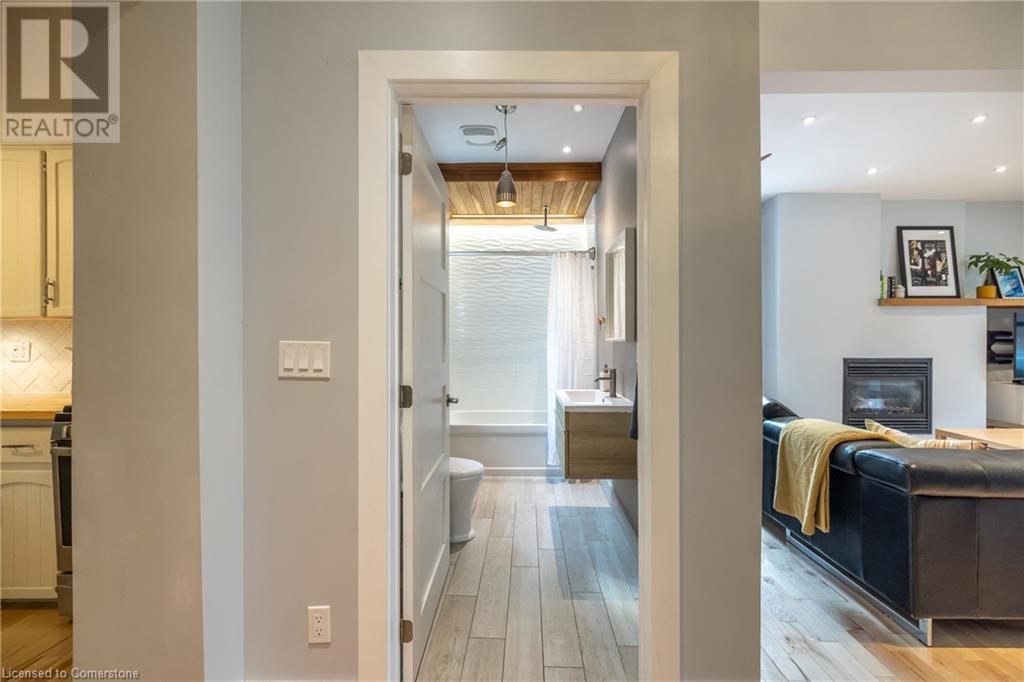 35 Harris Street, Guelph, Ontario  N1E 5S9 - Photo 17 - 40736733