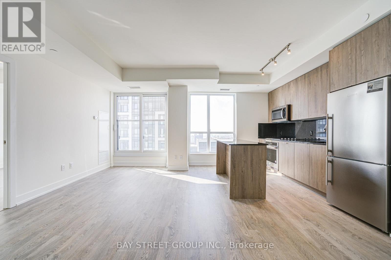 4032 - 5 Mabelle Avenue, Toronto, Ontario  M9A 0C8 - Photo 12 - W12208675