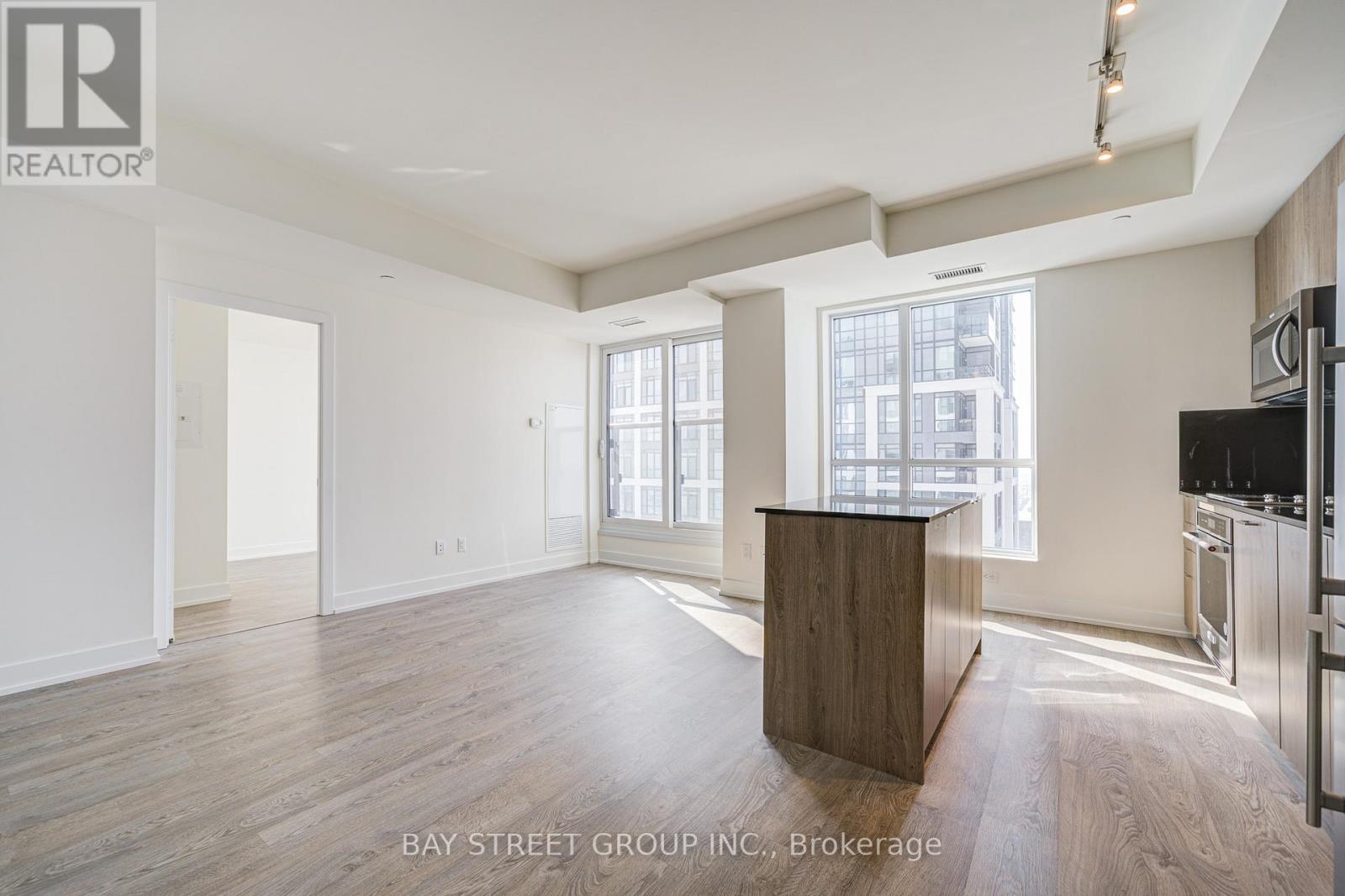4032 - 5 Mabelle Avenue, Toronto, Ontario  M9A 0C8 - Photo 13 - W12208675