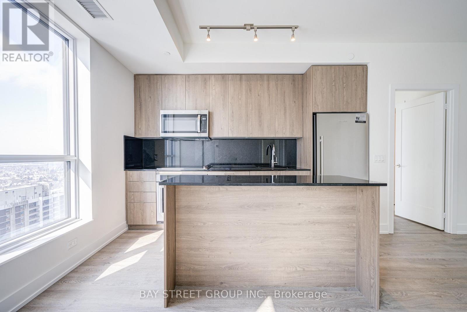 4032 - 5 Mabelle Avenue, Toronto, Ontario  M9A 0C8 - Photo 15 - W12208675