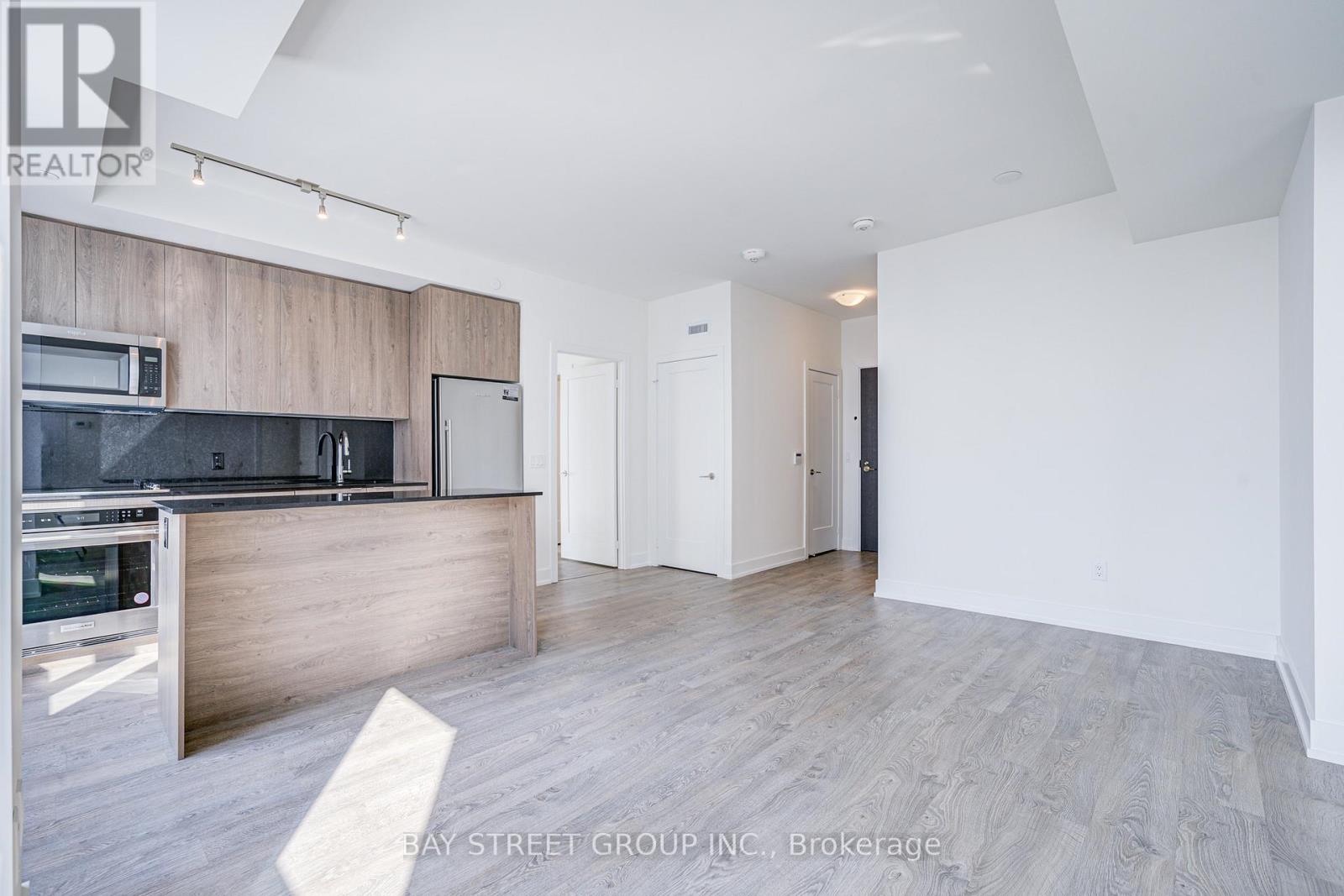 4032 - 5 Mabelle Avenue, Toronto, Ontario  M9A 0C8 - Photo 21 - W12208675