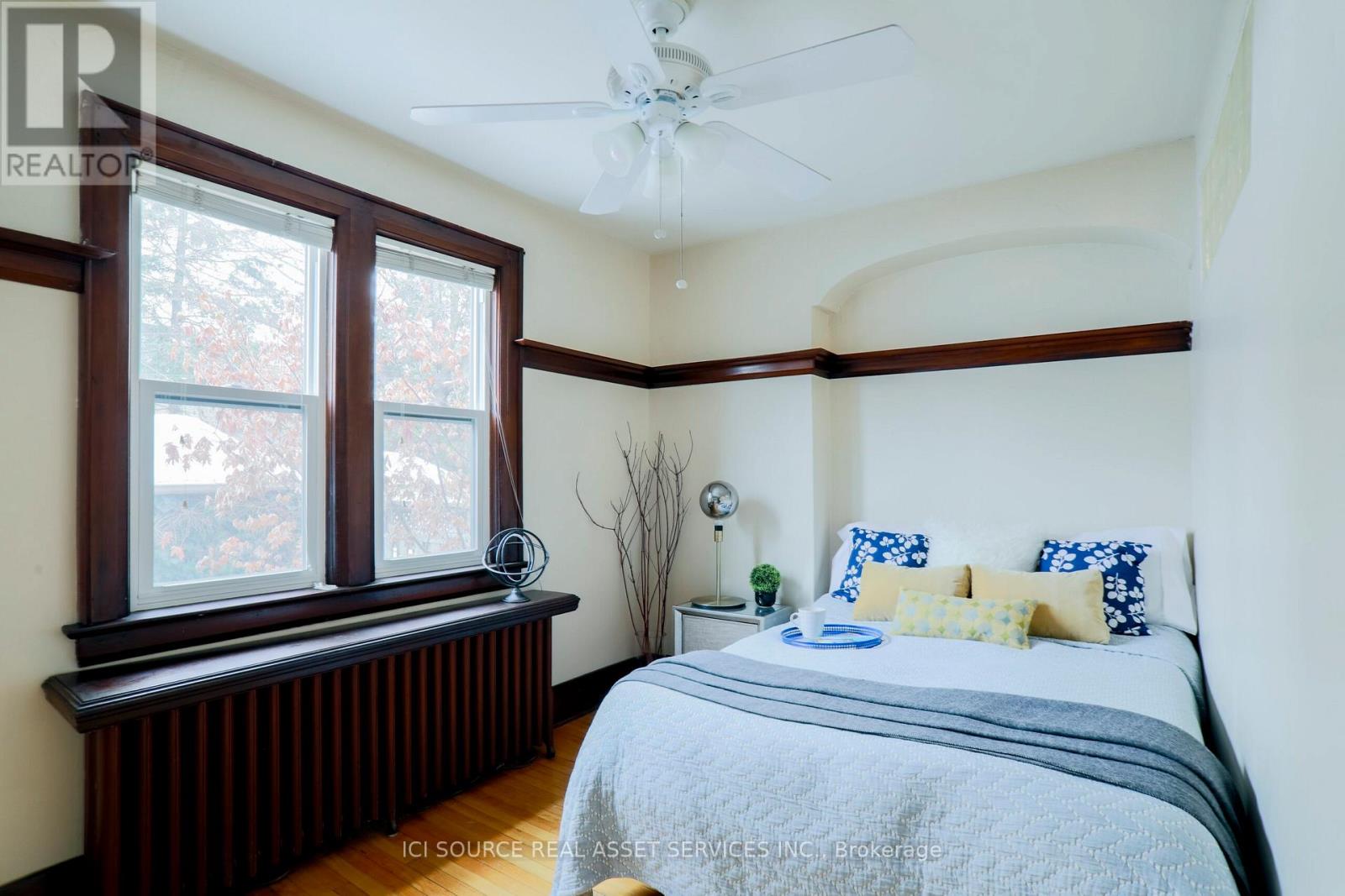 Main Floor Apartment - 494 Armadale Avenue, Toronto, Ontario  M6S 3X9 - Photo 8 - W12208736
