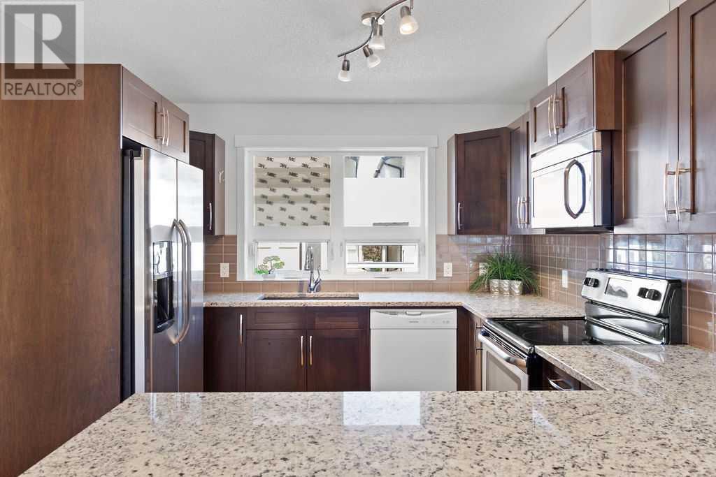 346 Covecreek Circle Ne, Calgary, Alberta  T3K 0W6 - Photo 10 - A2229536
