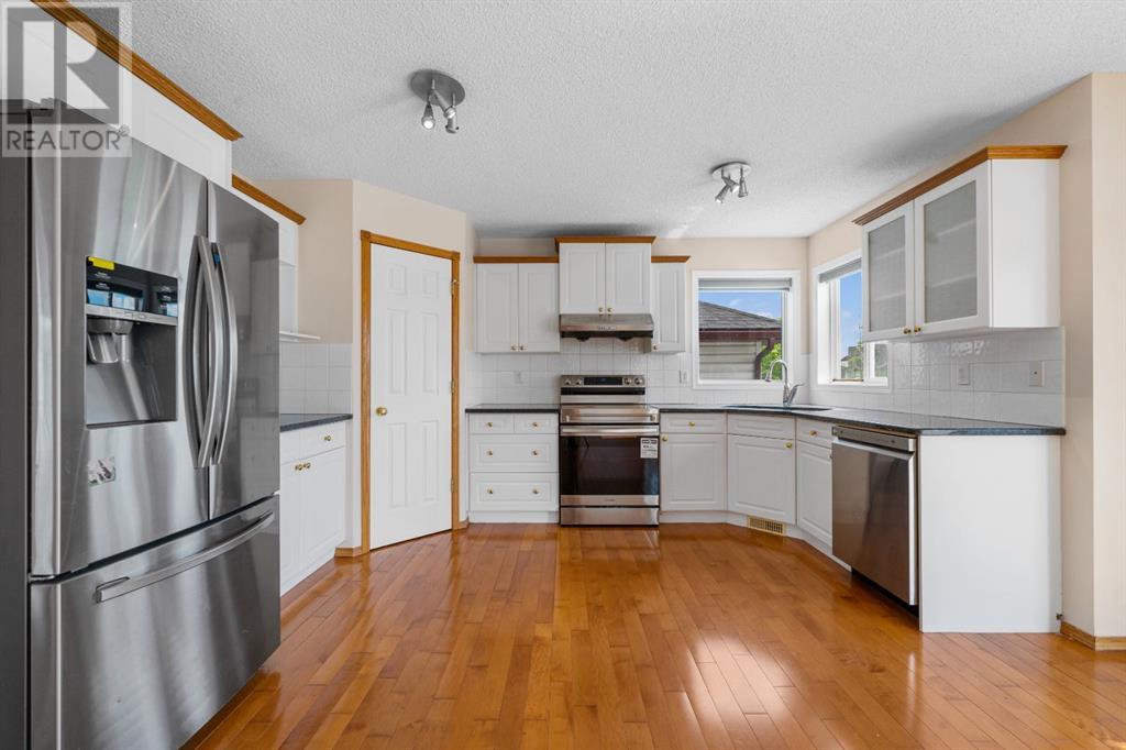 81 Taracove Crescent Ne, Calgary, Alberta  T3J 4R4 - Photo 10 - A2228941