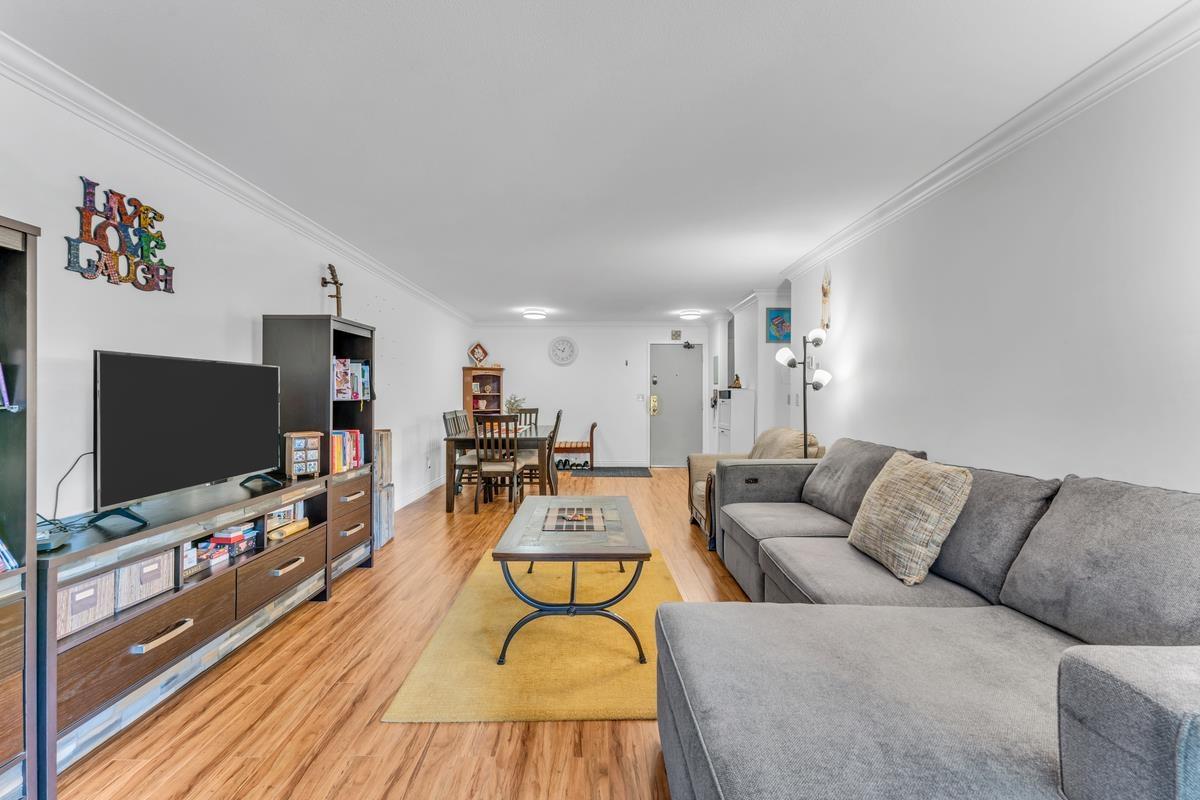 102 9682 134 Street, Surrey, British Columbia  V3T 5L6 - Photo 3 - R3013471