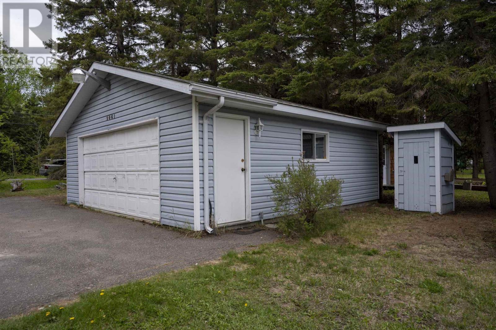 2061 Sunnyside Beach, Thunder Bay, Ontario  P7A 4K4 - Photo 37 - TB251568
