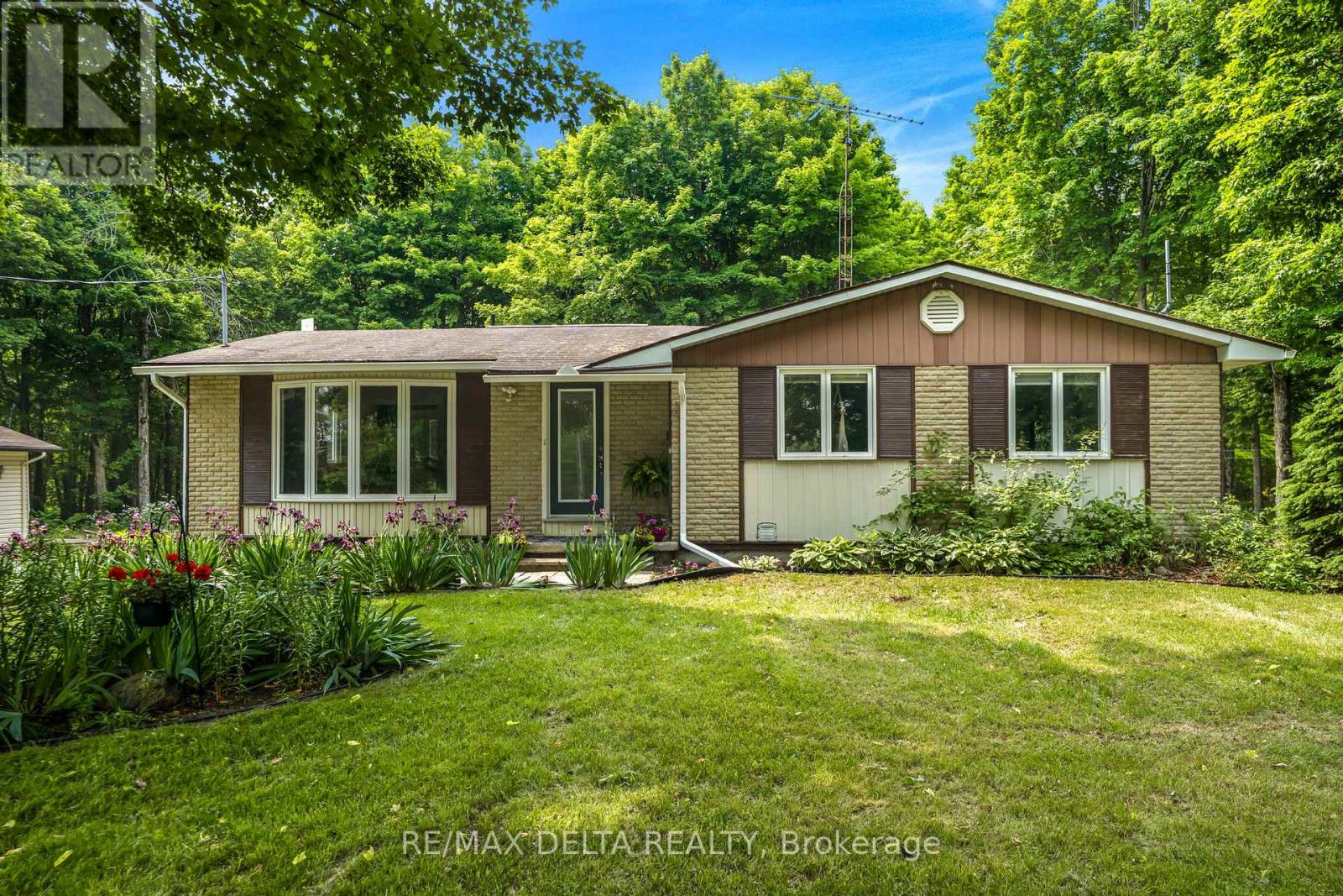 1520 Ridge Road, Champlain, Ontario  K0B 1R0 - Photo 1 - X12208745