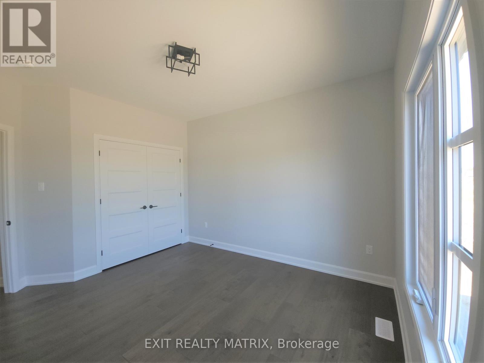 33 Whitetail Avenue, South Stormont, Ontario  K0C 1P0 - Photo 21 - X12208751