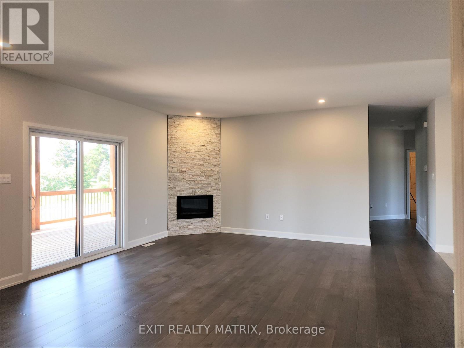 33 Whitetail Avenue, South Stormont, Ontario  K0C 1P0 - Photo 4 - X12208751