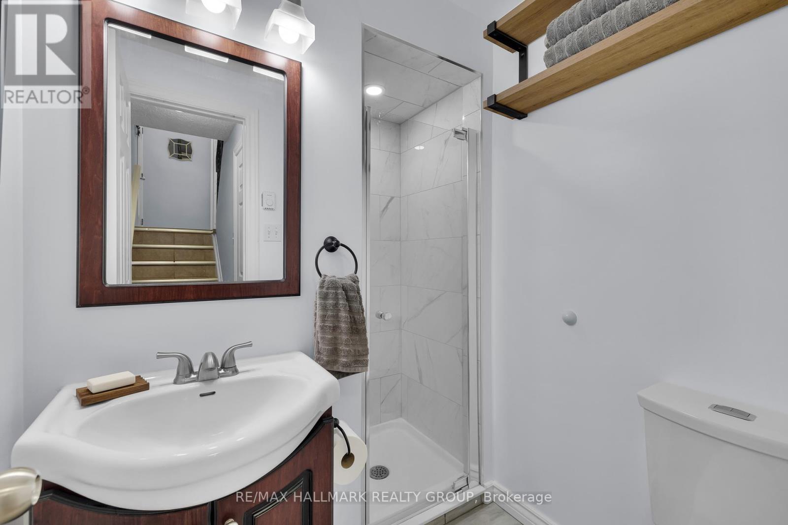 B - 14 Woodvale Green, Ottawa, Ontario  K2G 4G8 - Photo 37 - X12208757