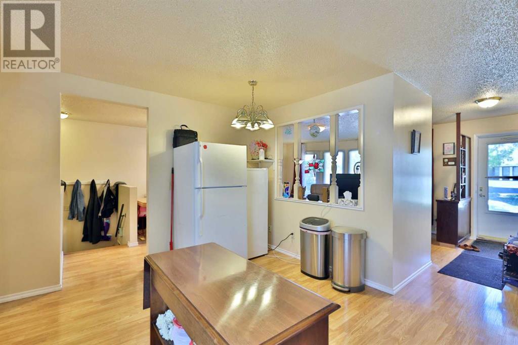 3911 57 Street, Camrose, Alberta  T4V 3H6 - Photo 11 - A2229124