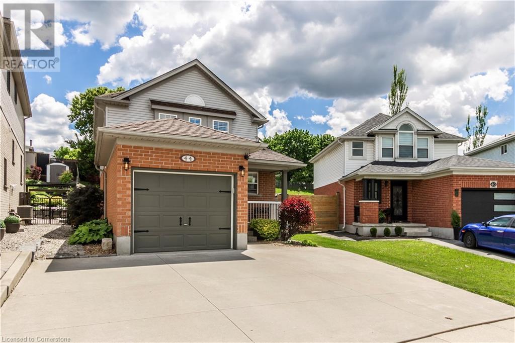 44 Chrysler Crescent, Cambridge, Ontario  N3H 5S5 - Photo 3 - 40739367
