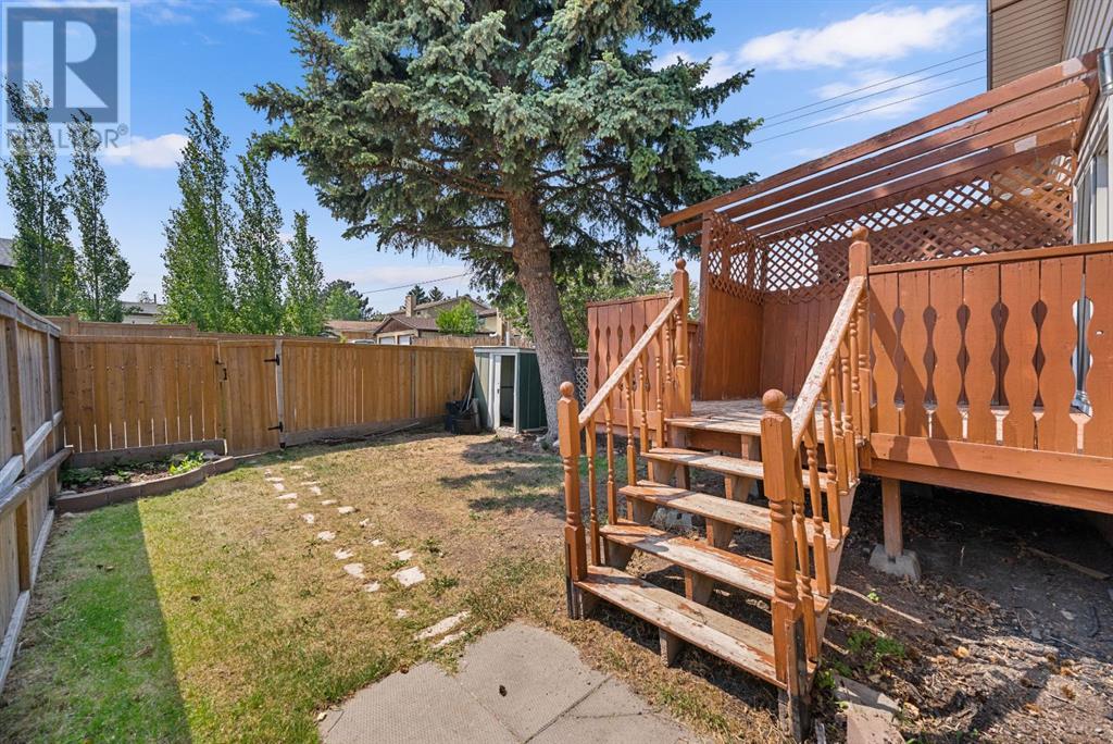 107 Beacham Way Nw, Calgary, Alberta  T3K 1R9 - Photo 18 - A2228761