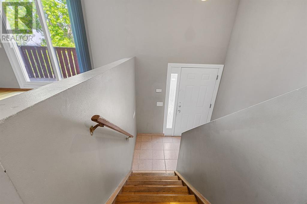 107 Beacham Way Nw, Calgary, Alberta  T3K 1R9 - Photo 20 - A2228761