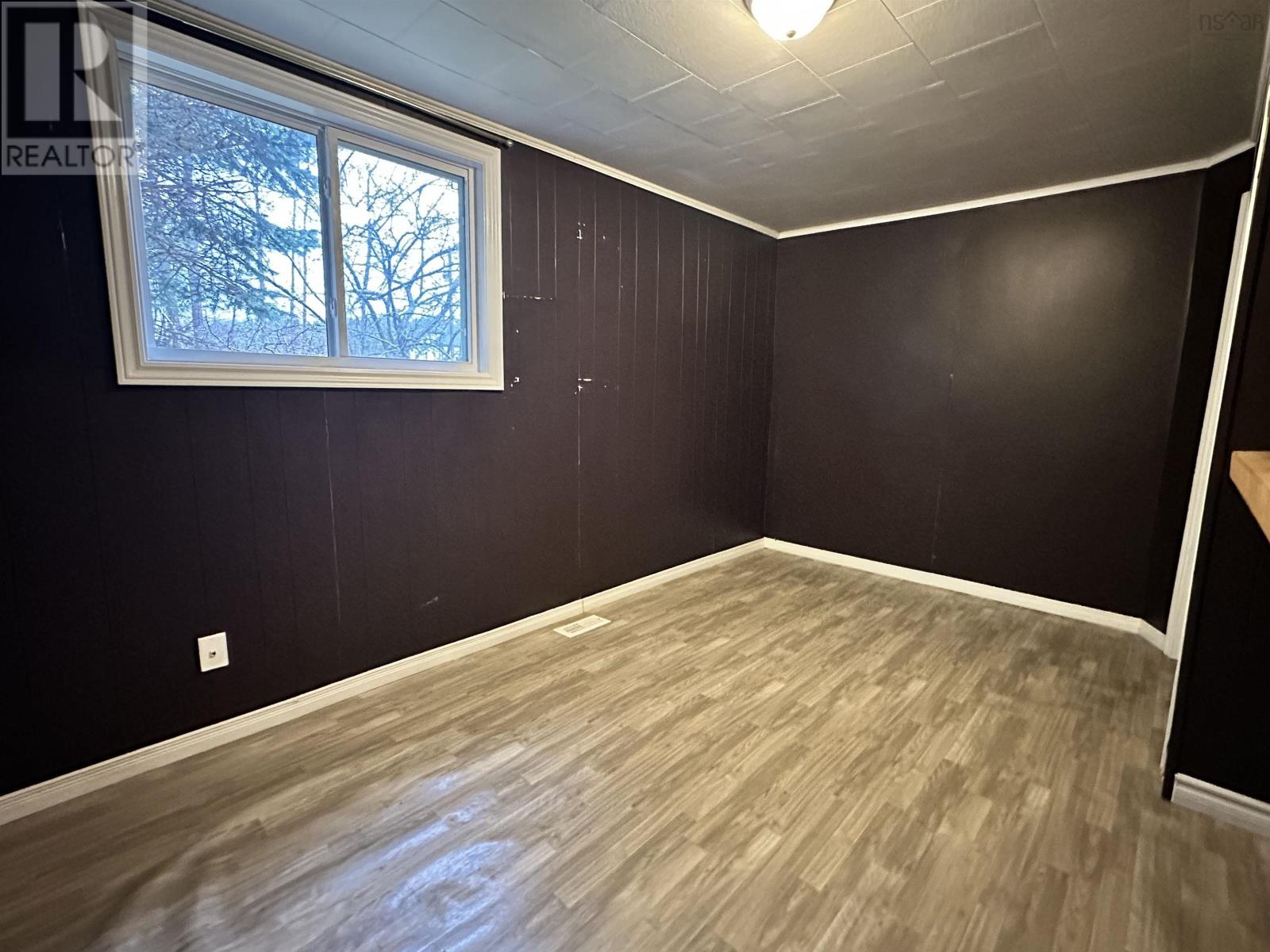 83 Glenwood Street, Milton, Nova Scotia  B0T 1P0 - Photo 19 - 202428173