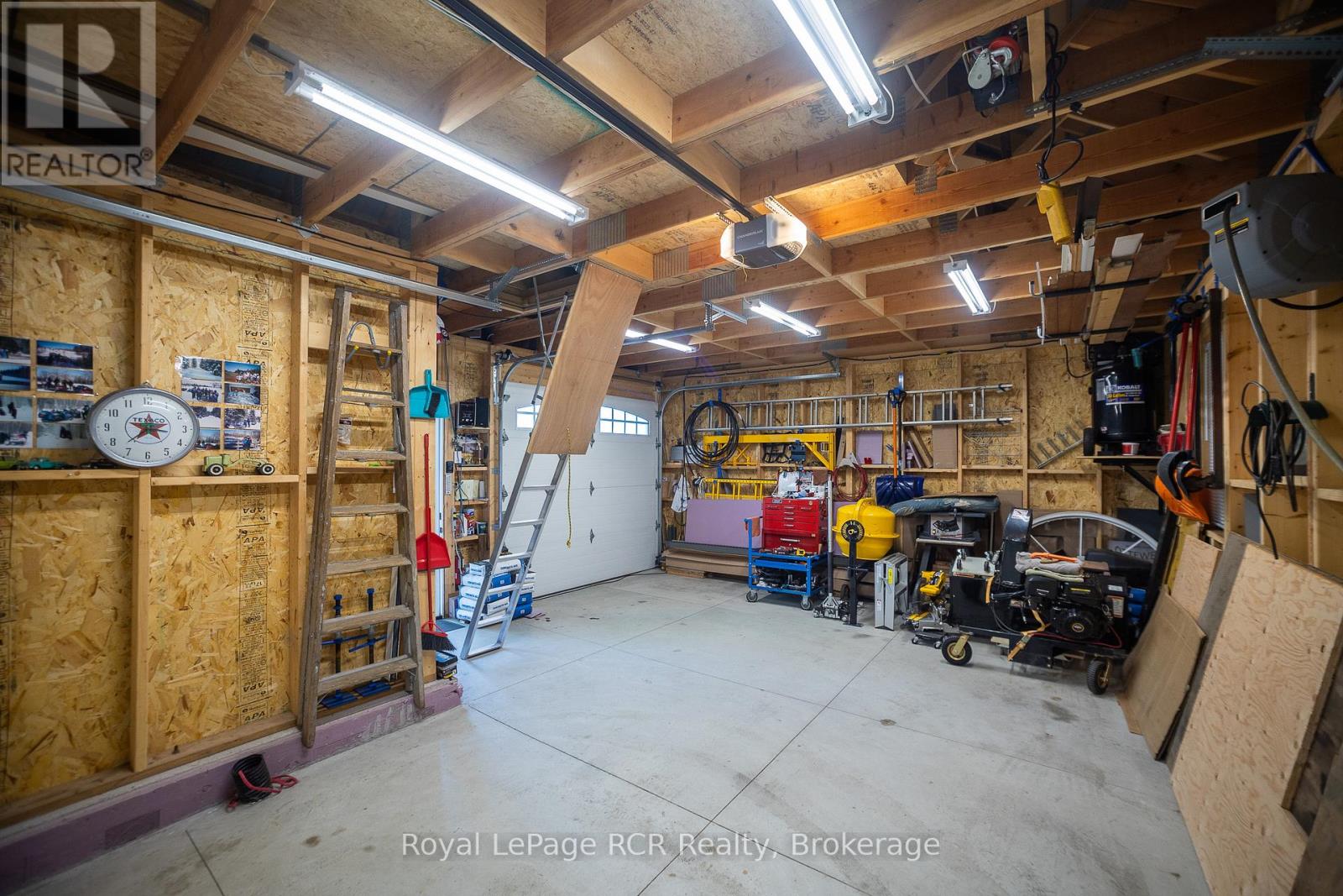 173 Macdonalds Road, Grey Highlands, Ontario  N0C 1E0 - Photo 37 - X12047137