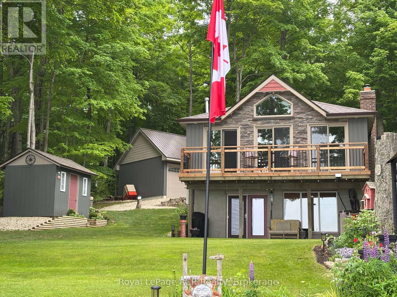 173 Macdonalds Road, Grey Highlands, Ontario  N0C 1E0 - Photo 5 - X12047137