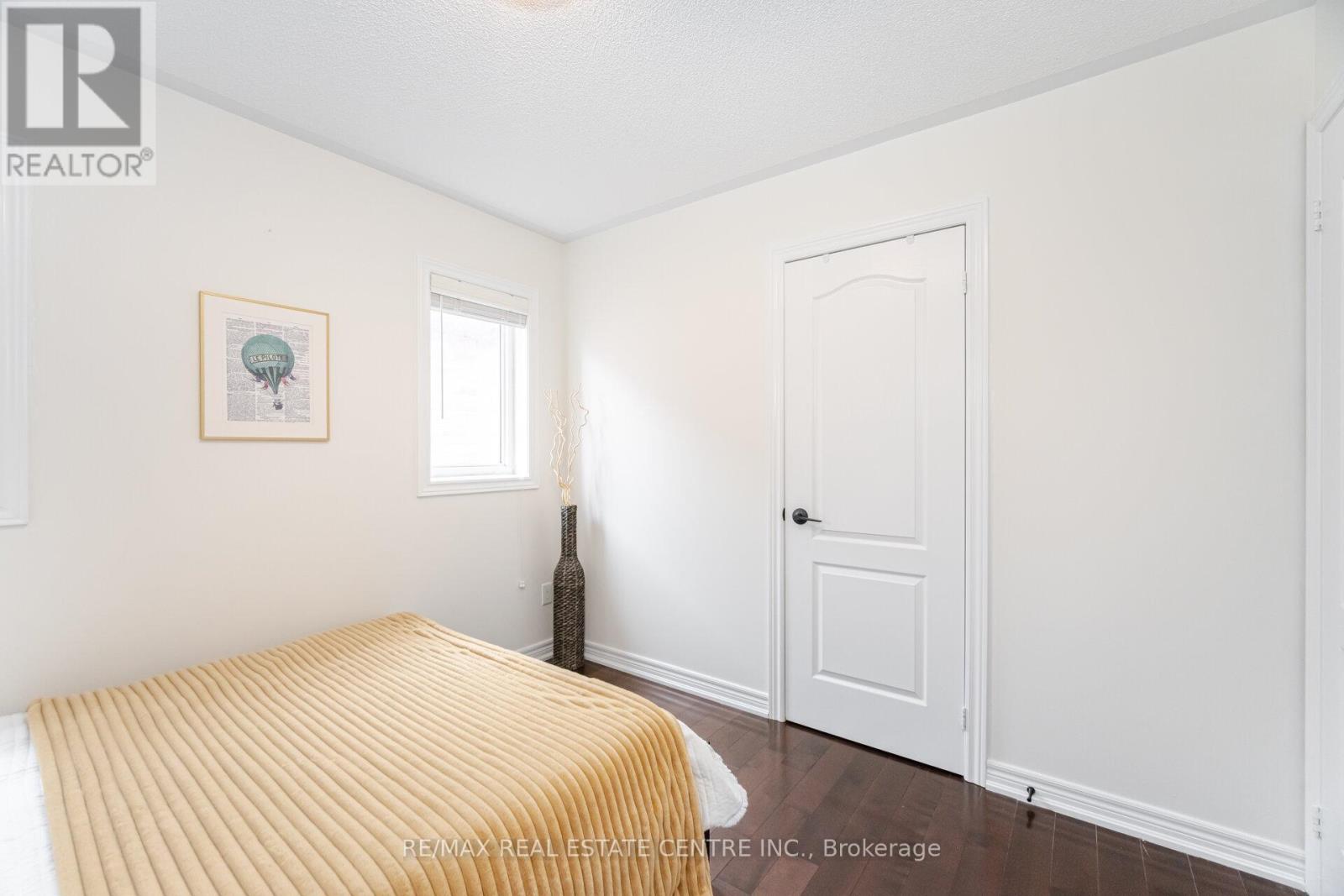 Upper Floor Only - 36 Callalily Road, Brampton (Northwest Sandalwood Parkway), Ontario  L7A 0M2 - Photo 32 - W12208618