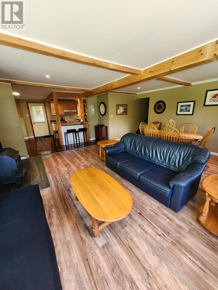 63 Thomas Drive, Kawartha Lakes, Ontario  K0M 1N0 - Photo 13 - X12205313