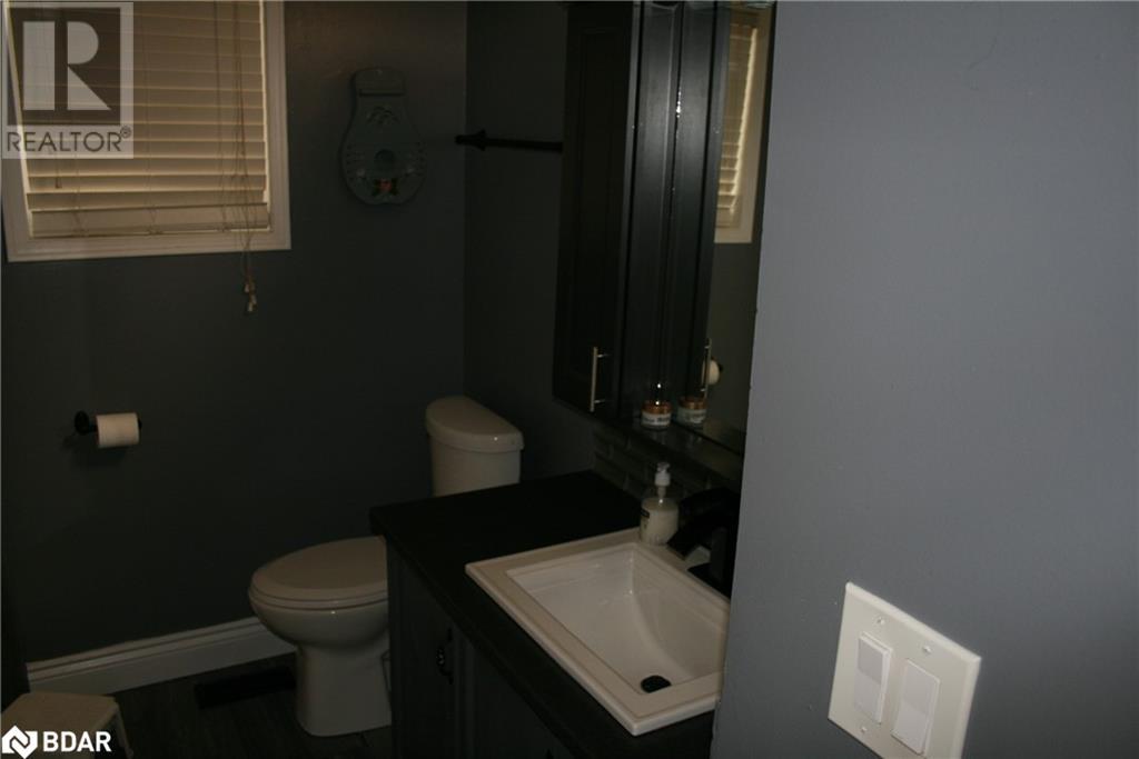 38 Garibaldi Drive, Barrie, Ontario  L4N 8C3 - Photo 4 - 40735728