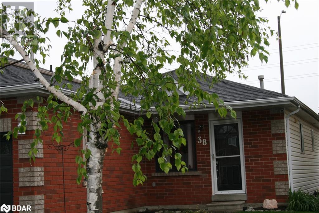 38 Garibaldi Drive, Barrie, Ontario  L4N 8C3 - Photo 8 - 40735728