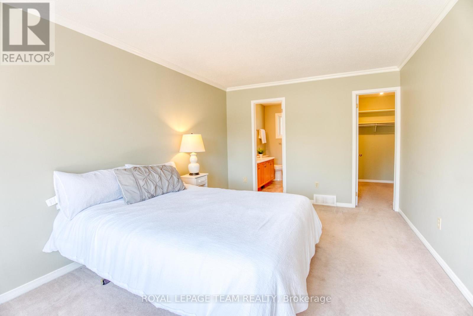 69 Shetland Way, Ottawa, Ontario  K2M 1S8 - Photo 24 - X12104768