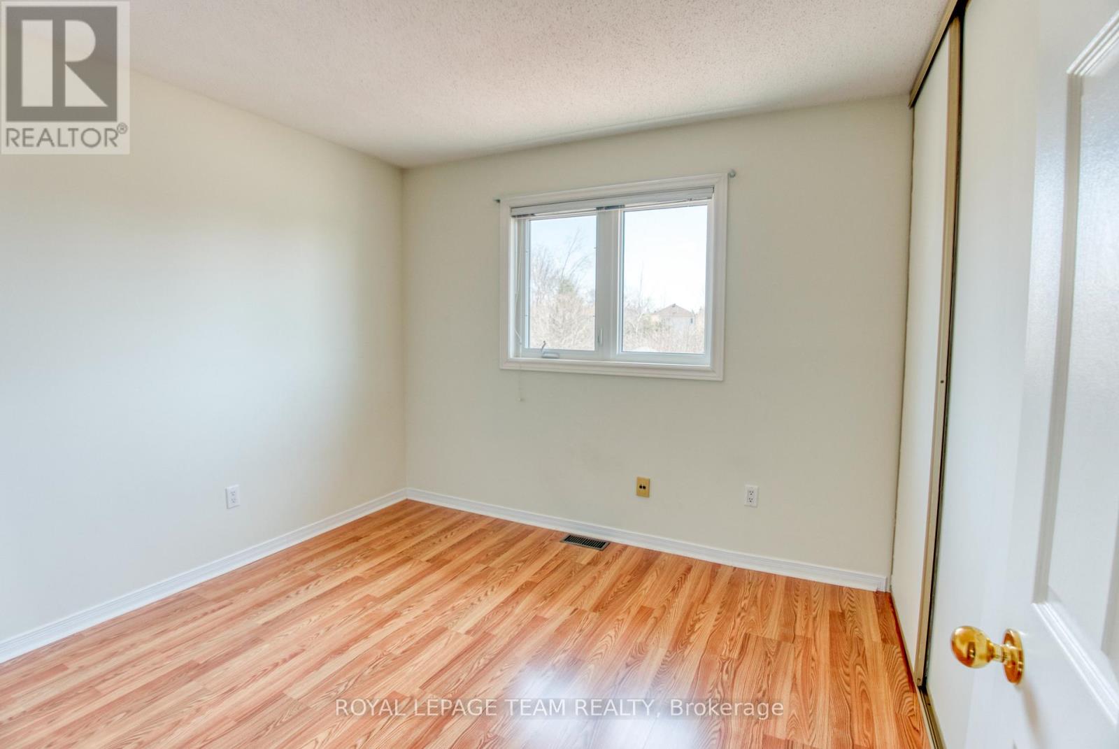 69 Shetland Way, Ottawa, Ontario  K2M 1S8 - Photo 31 - X12104768