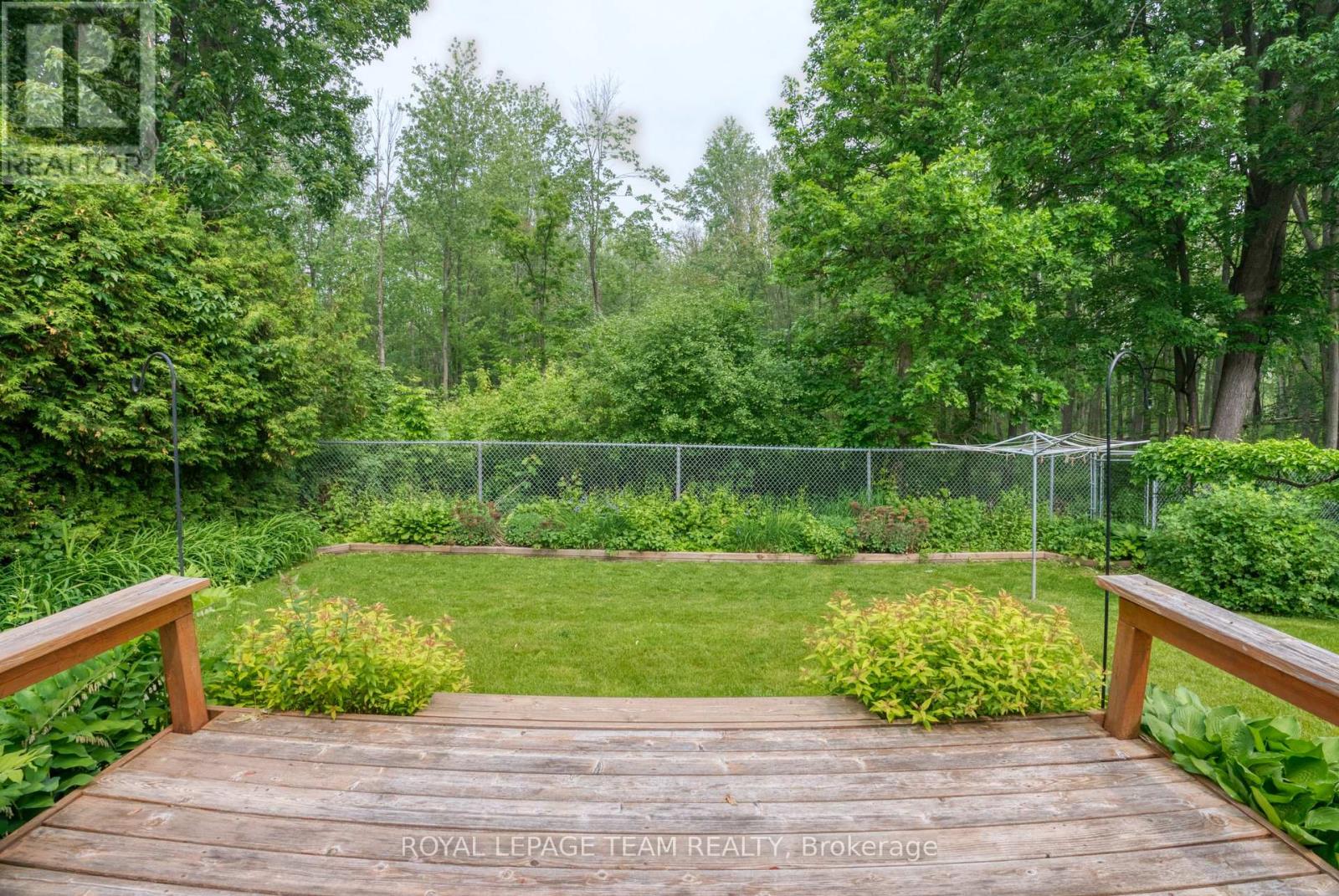 69 Shetland Way, Ottawa, Ontario  K2M 1S8 - Photo 36 - X12104768